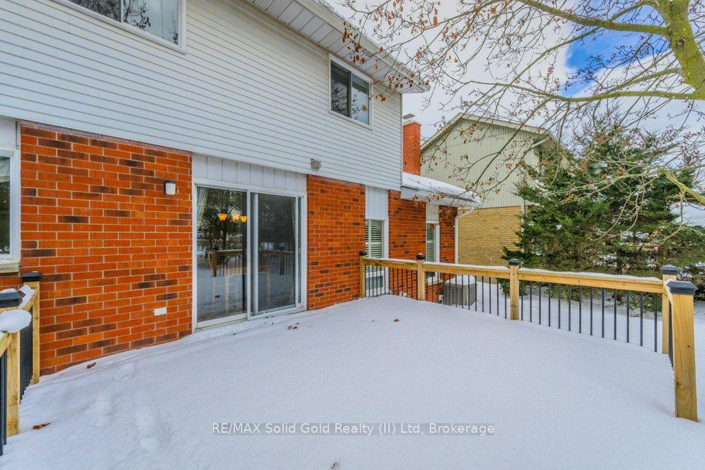 Photo 42 of 457 Brynhurst Boulevard, Waterloo — HOMEH