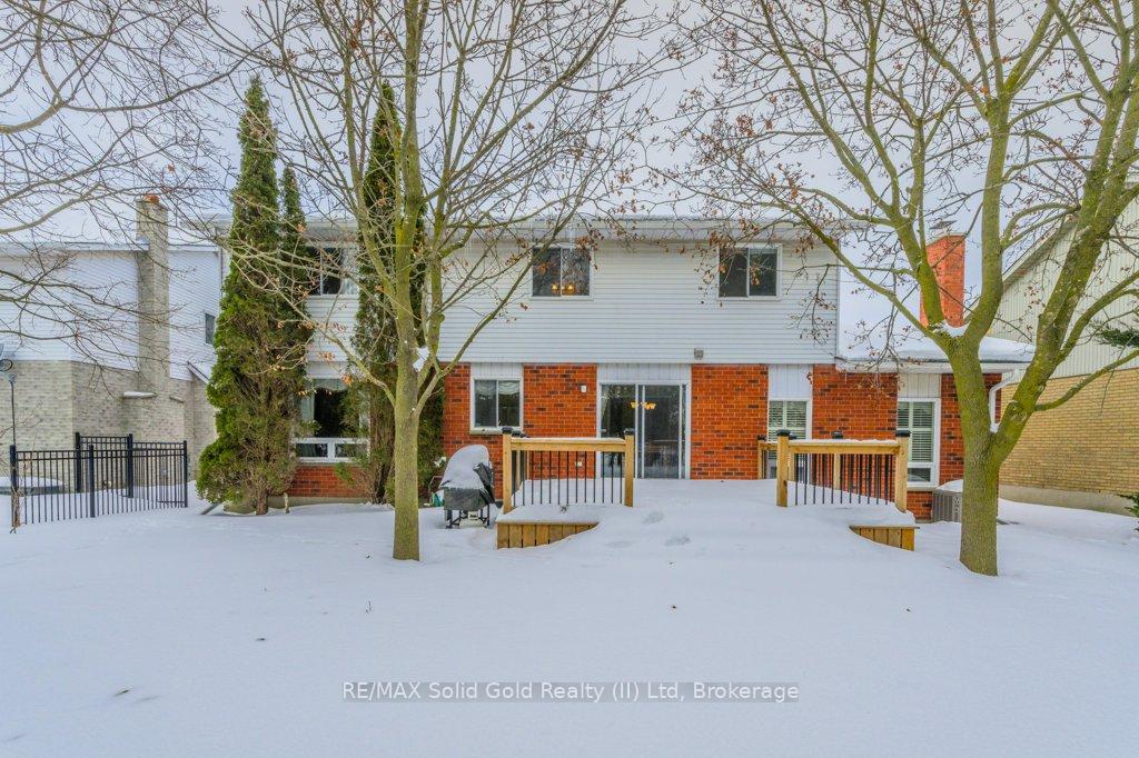 Photo 45 of 457 Brynhurst Boulevard, Waterloo — HOMEH