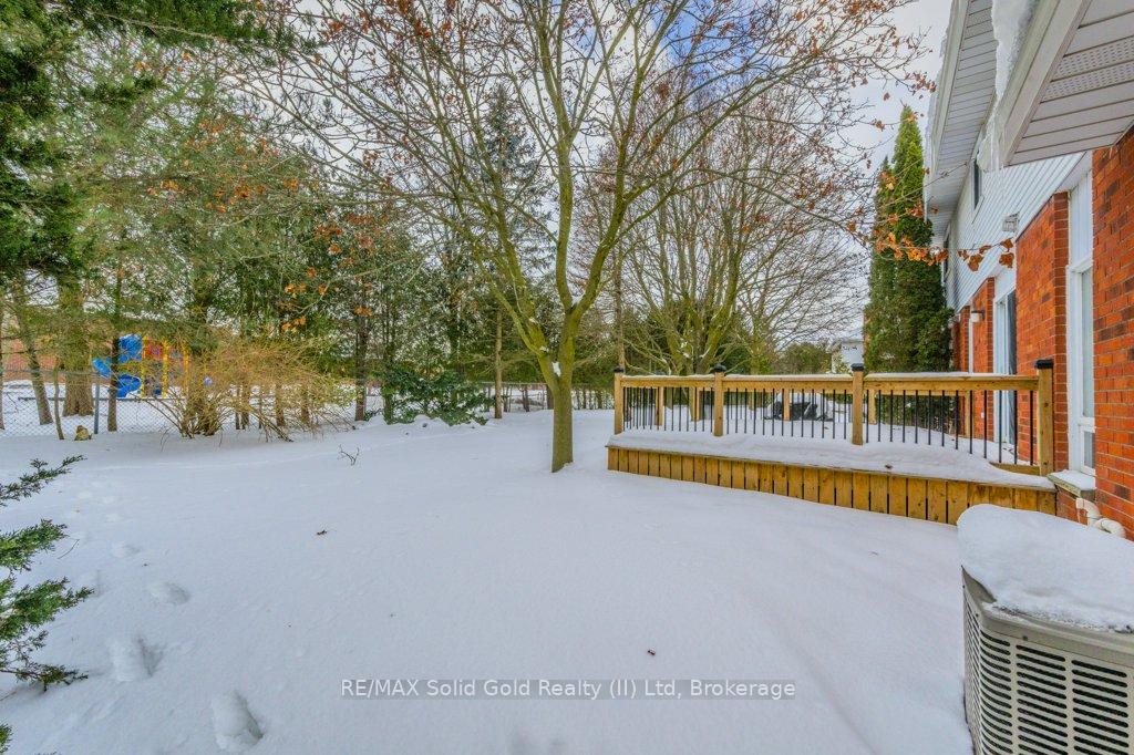 Photo 47 of 457 Brynhurst Boulevard, Waterloo — HOMEH