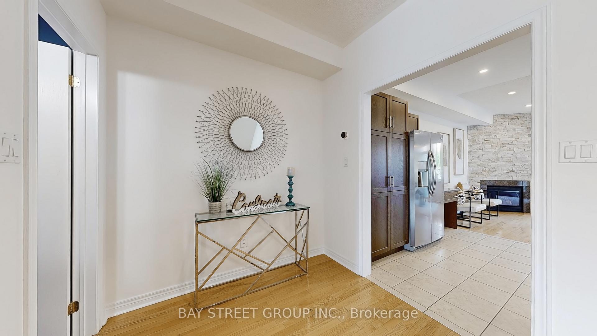 Photo 8 of Unit 3, 700 Summeridge Drive, Vaughan, Patterson — HOMEH
