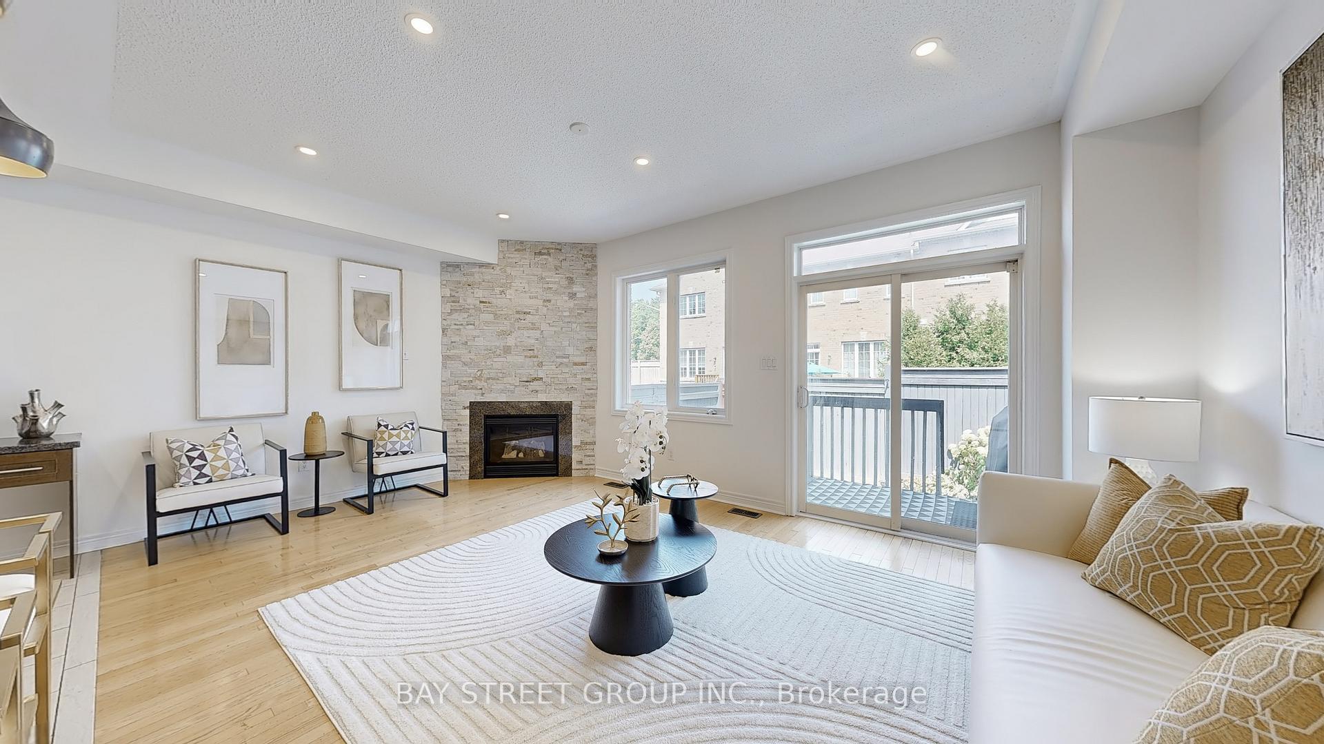 Photo 12 of Unit 3, 700 Summeridge Drive, Vaughan, Patterson — HOMEH