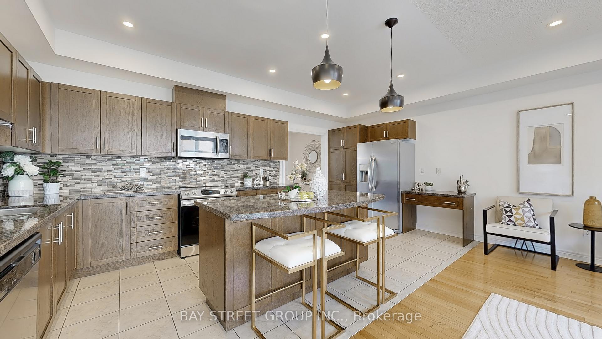 Photo 13 of Unit 3, 700 Summeridge Drive, Vaughan, Patterson — HOMEH