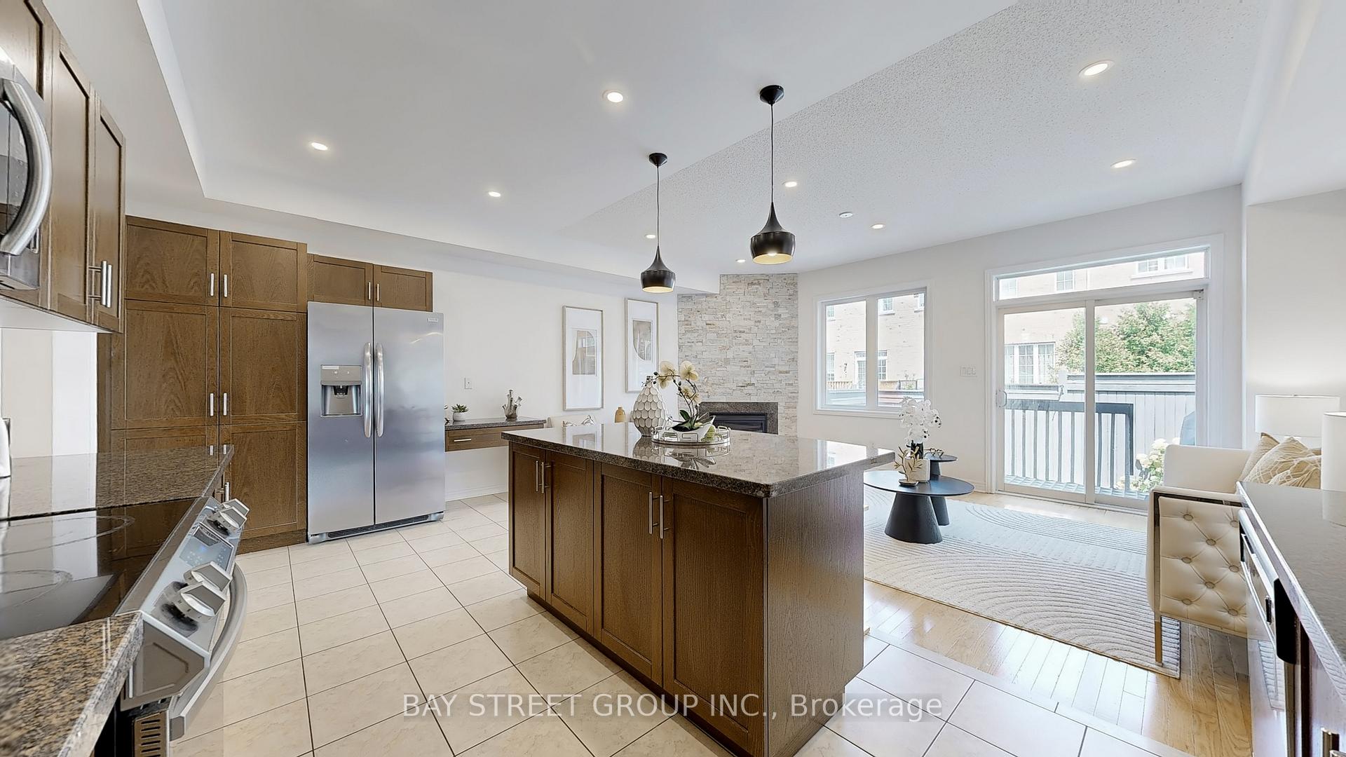 Photo 15 of Unit 3, 700 Summeridge Drive, Vaughan, Patterson — HOMEH