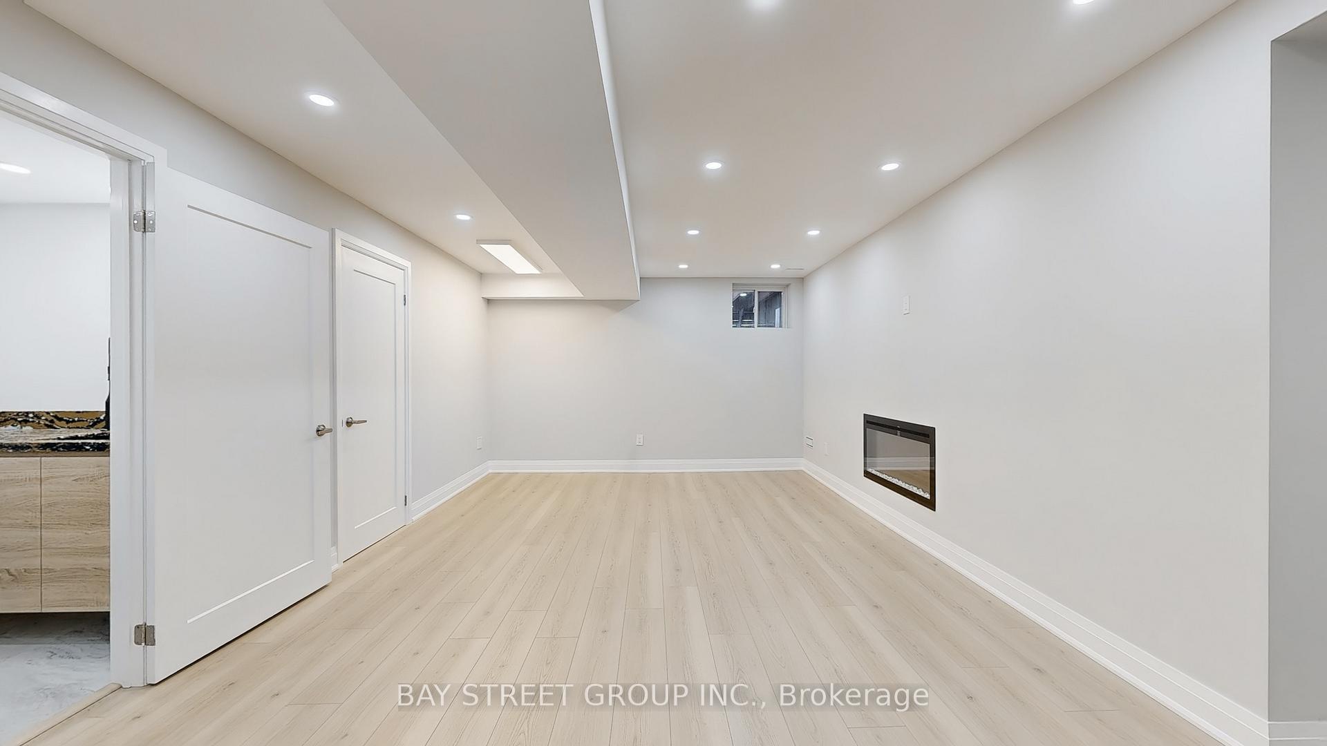 Photo 35 of Unit 3, 700 Summeridge Drive, Vaughan, Patterson — HOMEH