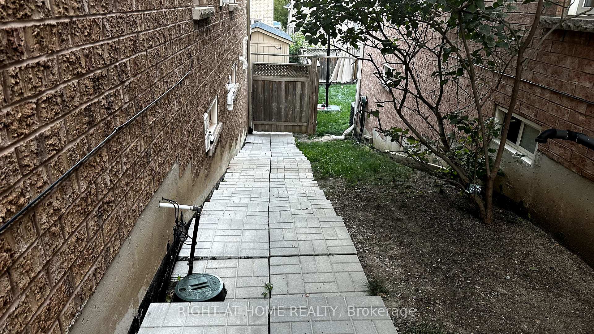 Photo 2 of 58 Westolivia Trail, Vaughan, Patterson — HOMEH