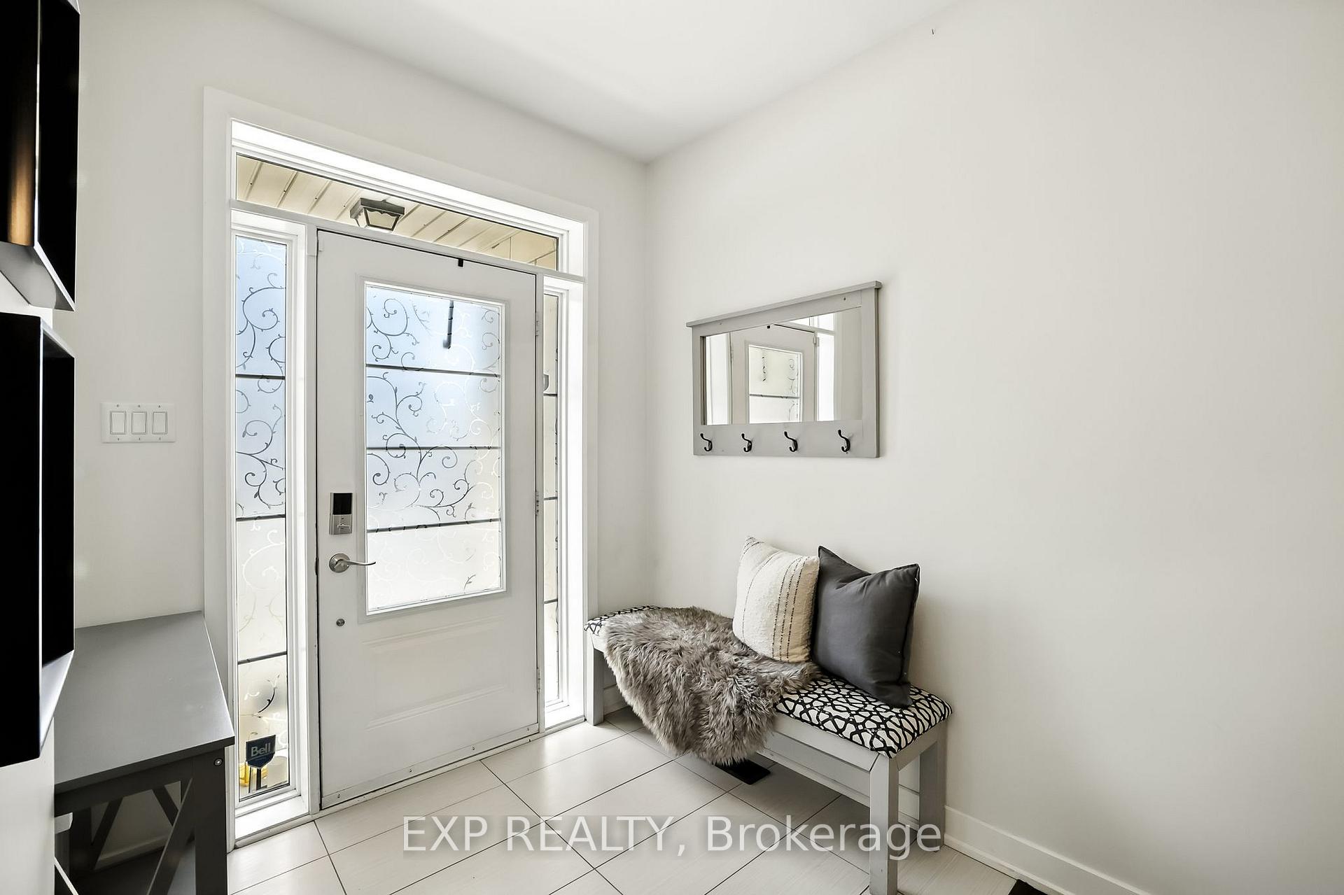 Photo 5 of 128 Vanier Street, Whitby, Pringle Creek — HOMEH