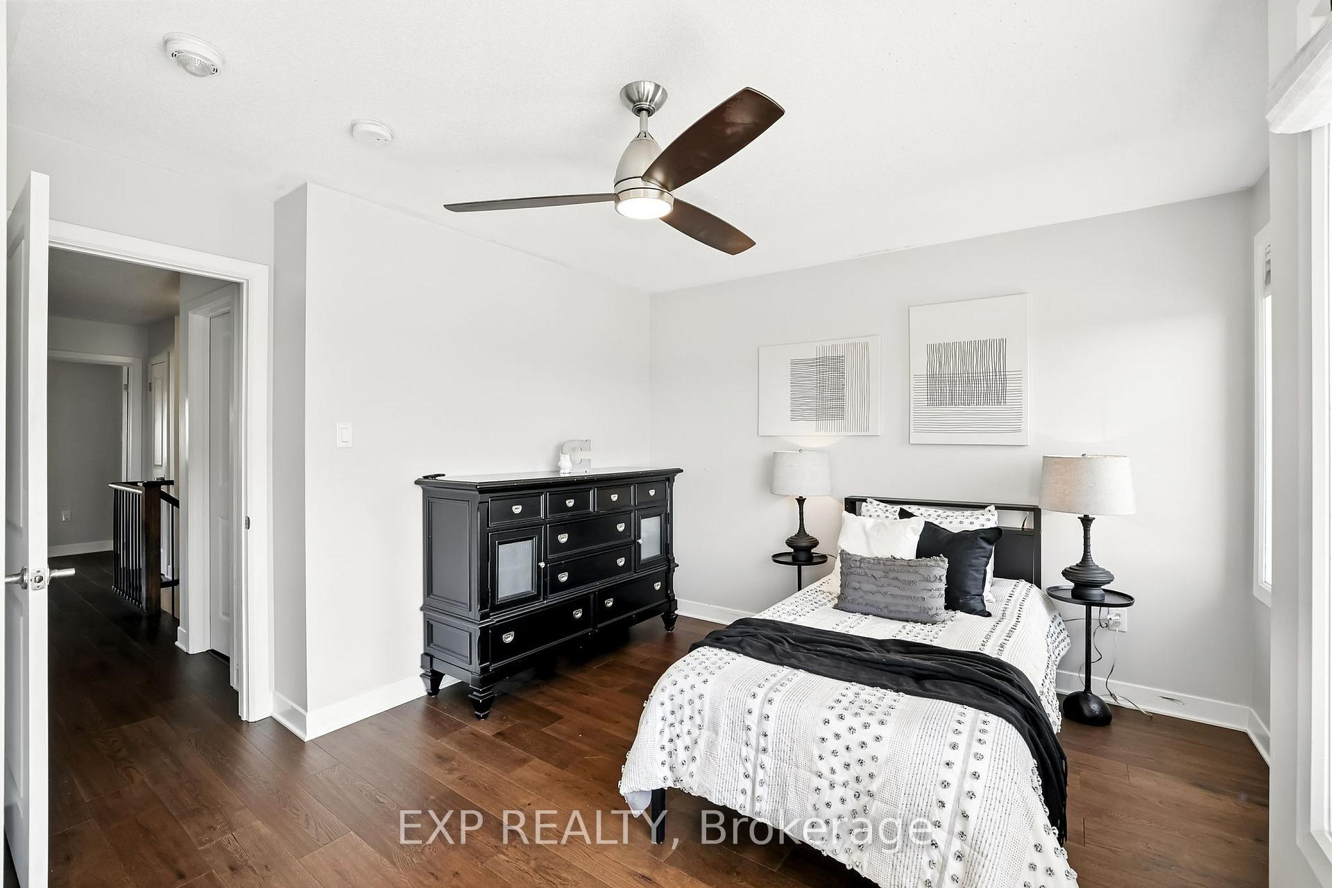 Photo 30 of 128 Vanier Street, Whitby, Pringle Creek — HOMEH