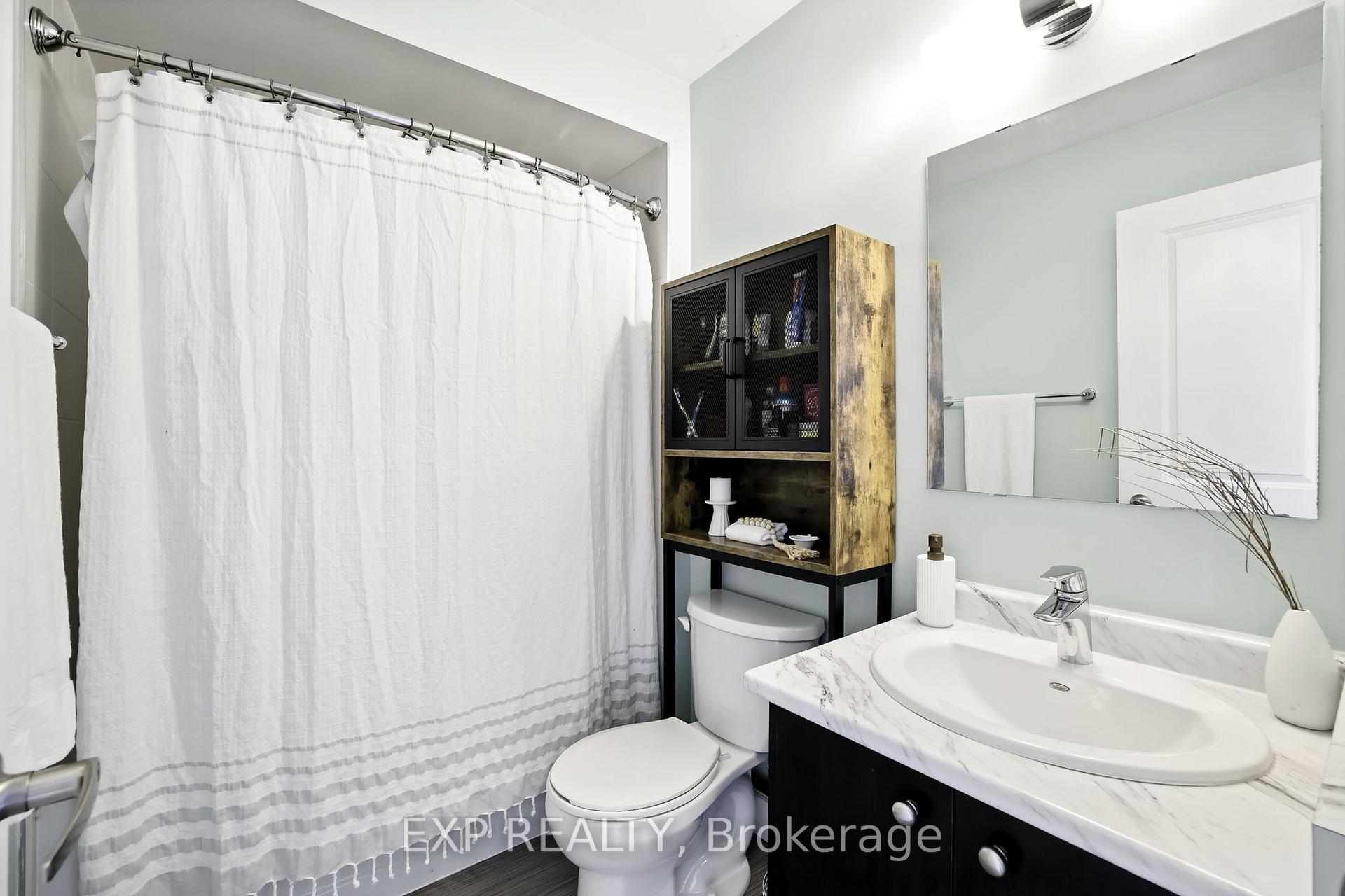 Photo 31 of 128 Vanier Street, Whitby, Pringle Creek — HOMEH