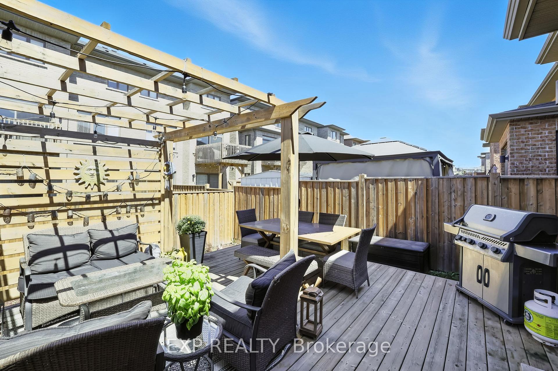 Photo 41 of 128 Vanier Street, Whitby, Pringle Creek — HOMEH