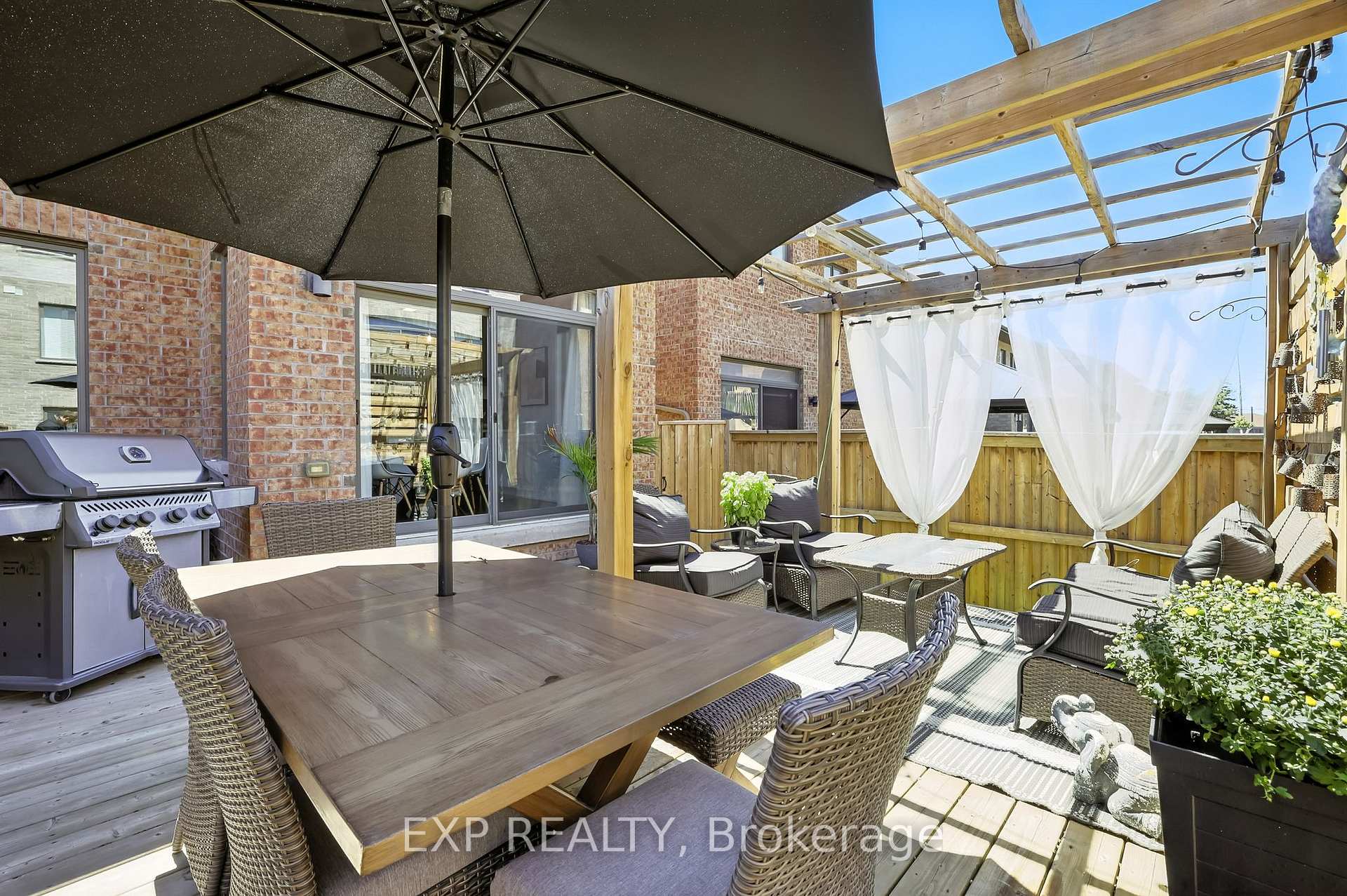 Photo 44 of 128 Vanier Street, Whitby, Pringle Creek — HOMEH
