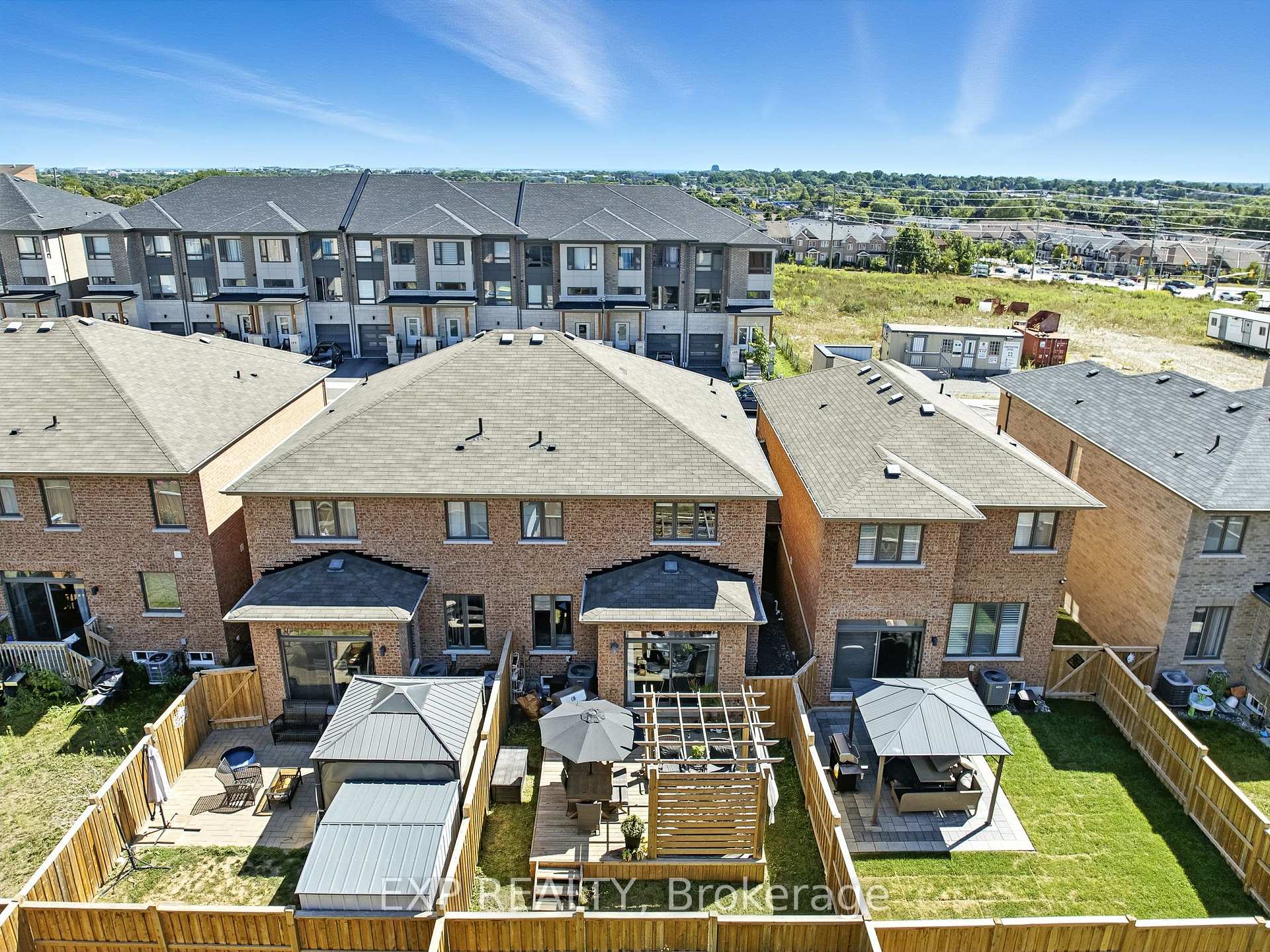 Photo 49 of 128 Vanier Street, Whitby, Pringle Creek — HOMEH