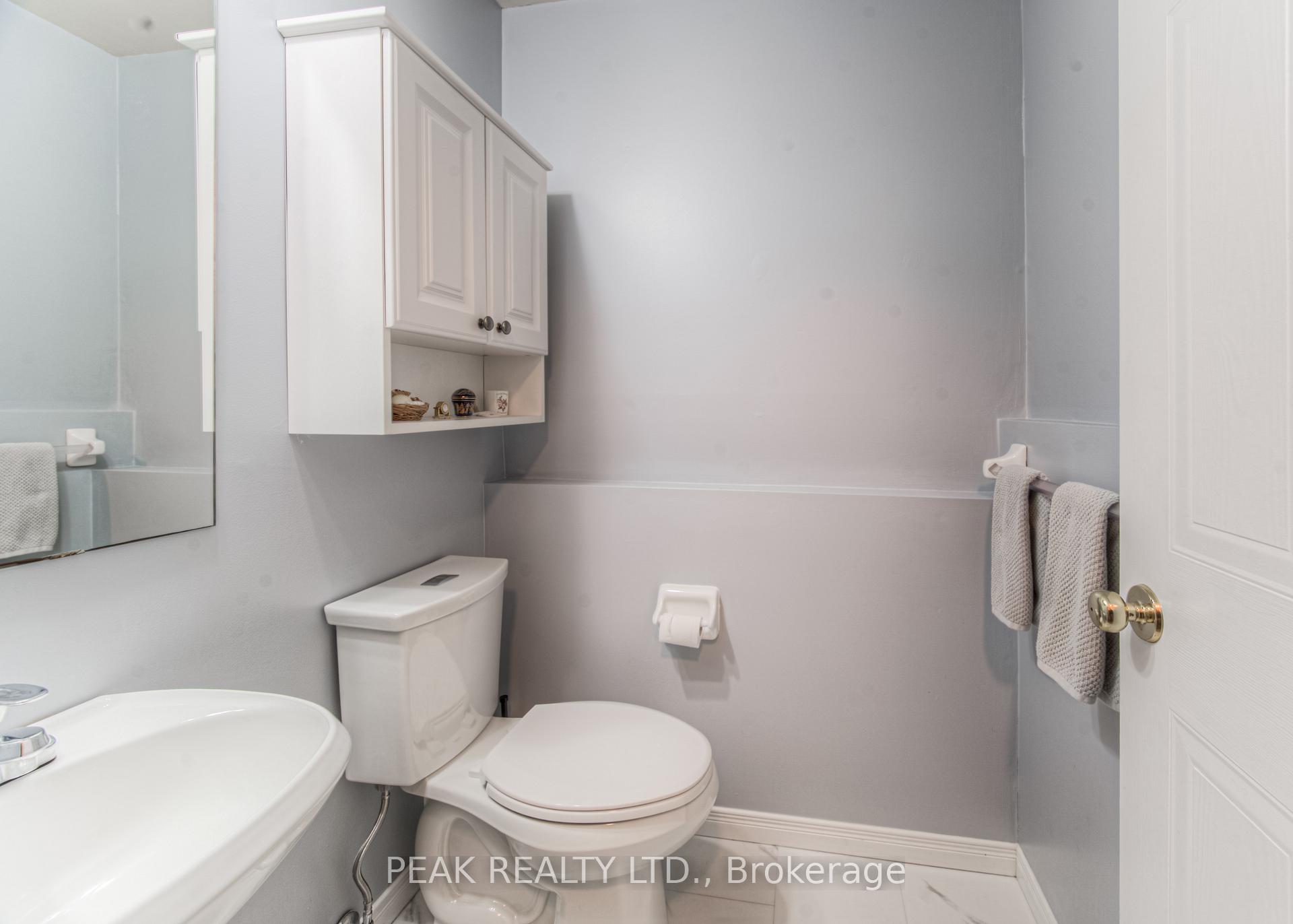 Photo 10 of 439 Havendale Crescent, Waterloo — HOMEH