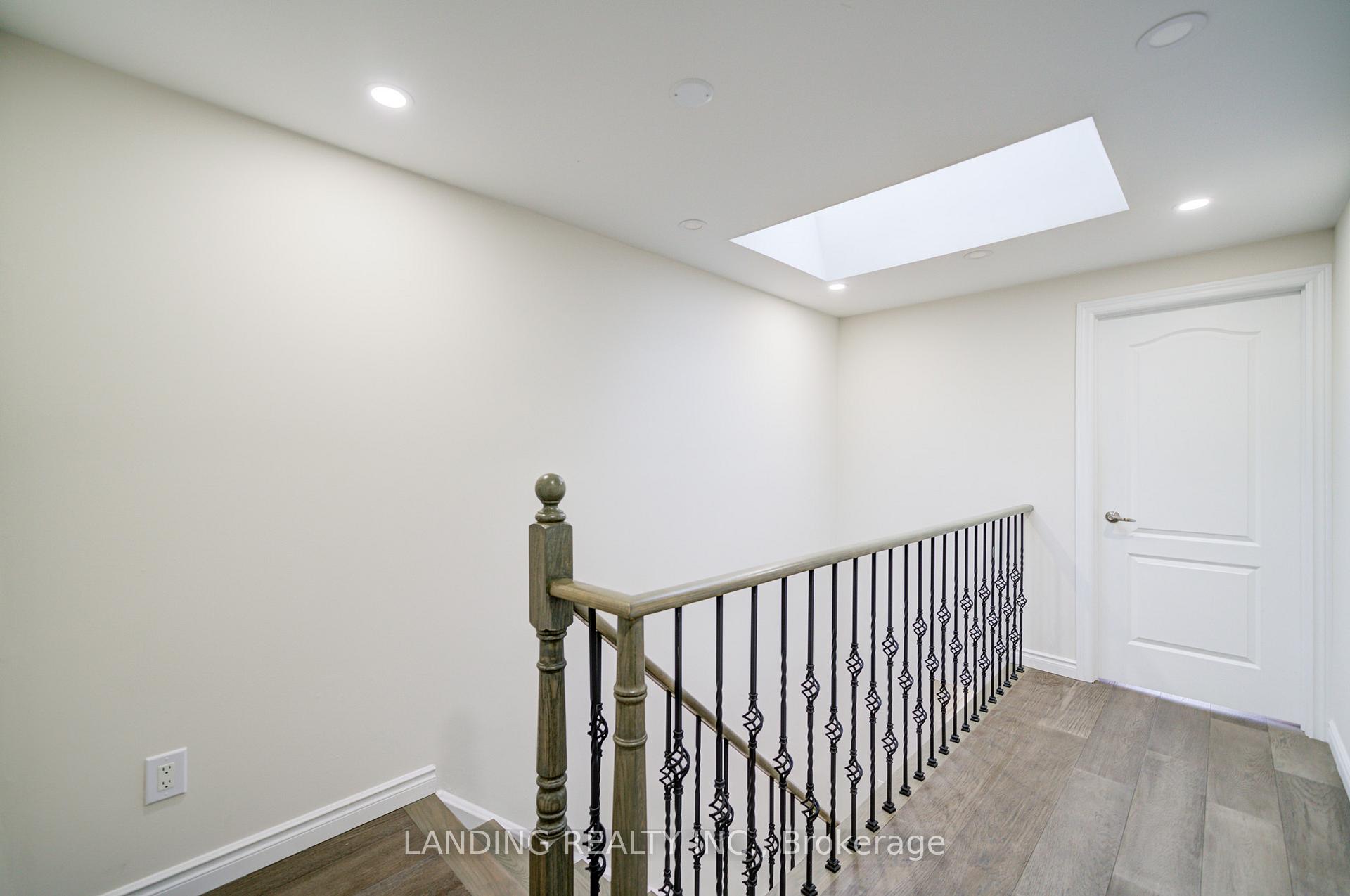 Photo 24 of 170 Terrosa Road, Markham, Middlefield — HOMEH