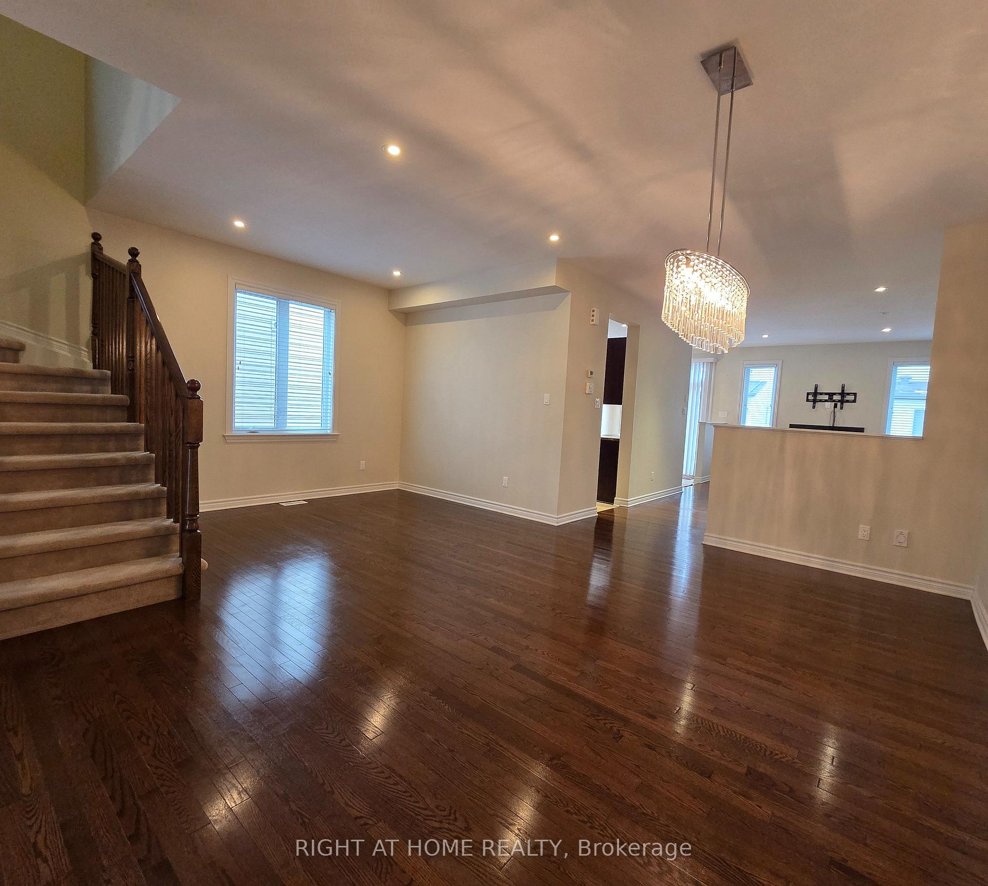 Photo 6 of 322 Kippen Place, Ottawa, Barrhaven - Heritage Park — HOMEH