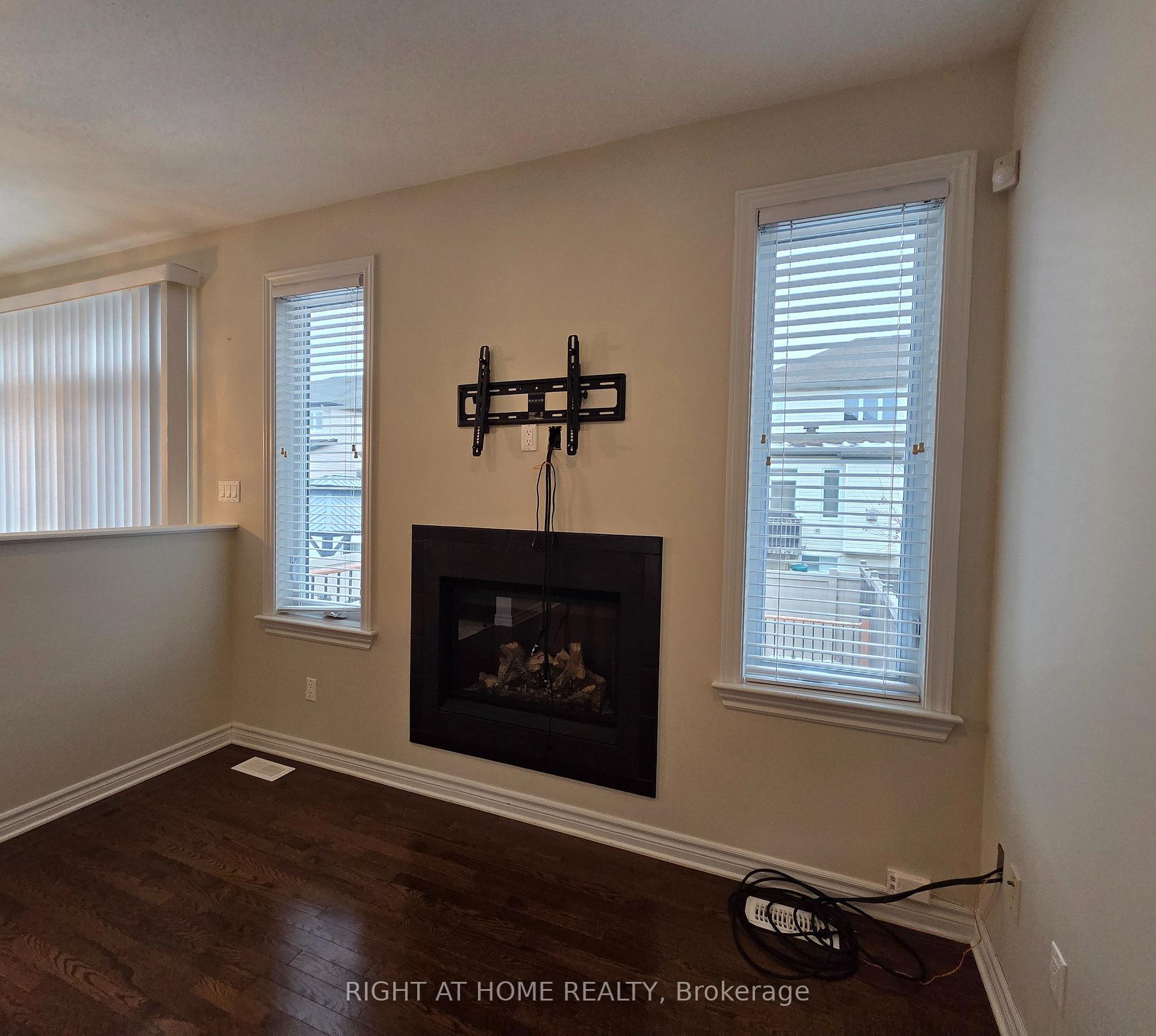Photo 10 of 322 Kippen Place, Ottawa, Barrhaven - Heritage Park — HOMEH