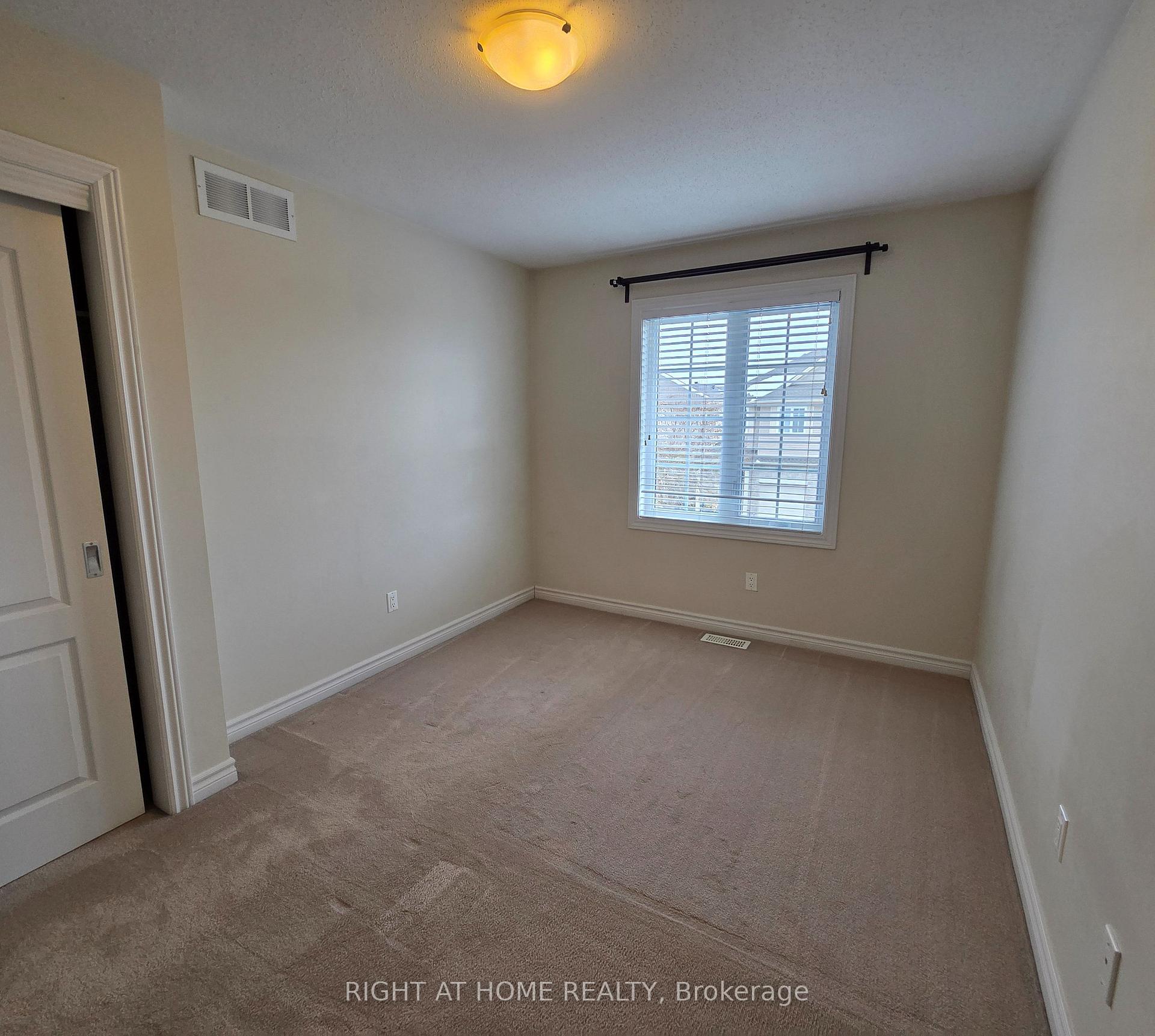 Photo 17 of 322 Kippen Place, Ottawa, Barrhaven - Heritage Park — HOMEH