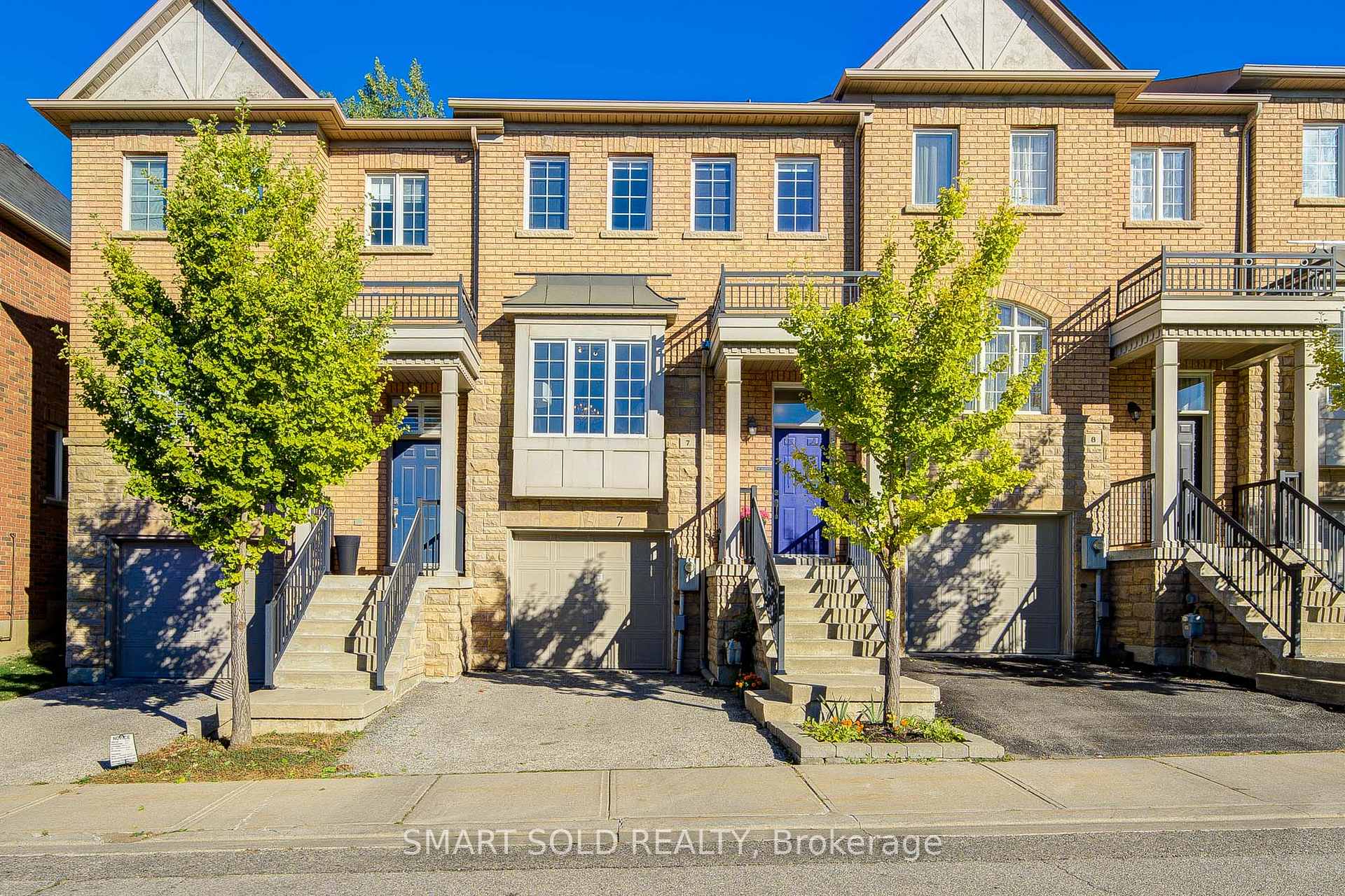 Photo 1 of Unit 7, 700 Summeridge Drive, Vaughan, Patterson — HOMEH