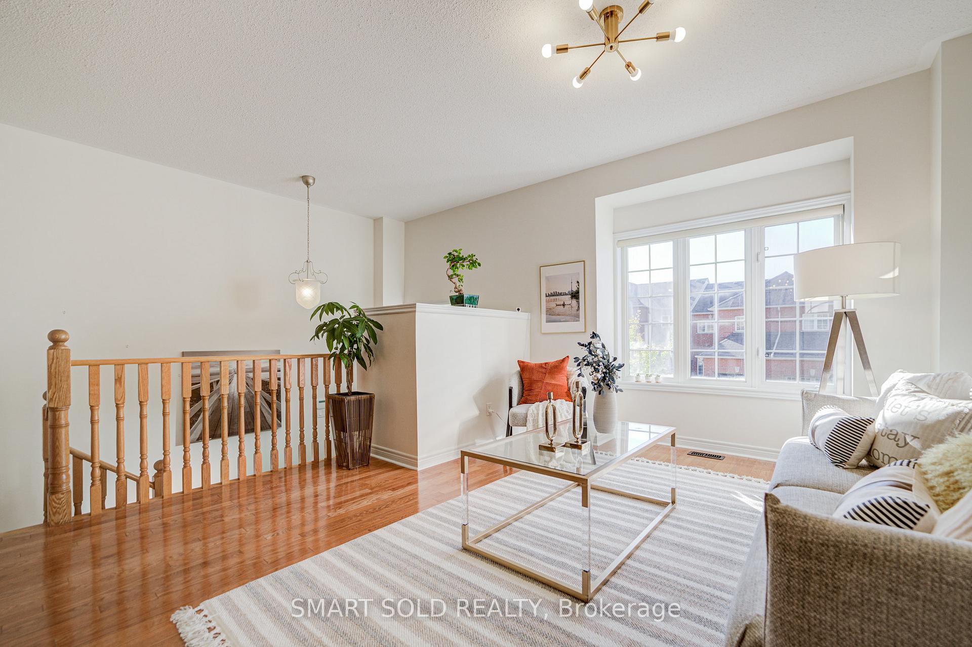 Photo 3 of Unit 7, 700 Summeridge Drive, Vaughan, Patterson — HOMEH