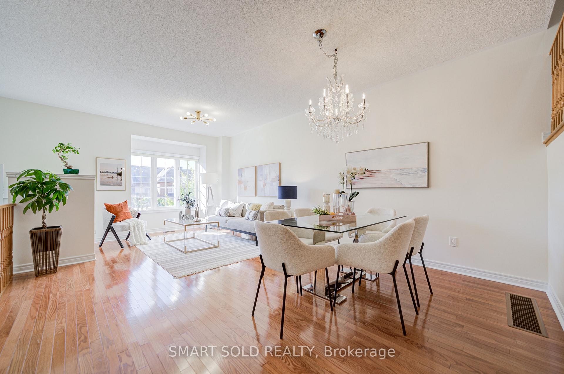 Photo 11 of Unit 7, 700 Summeridge Drive, Vaughan, Patterson — HOMEH