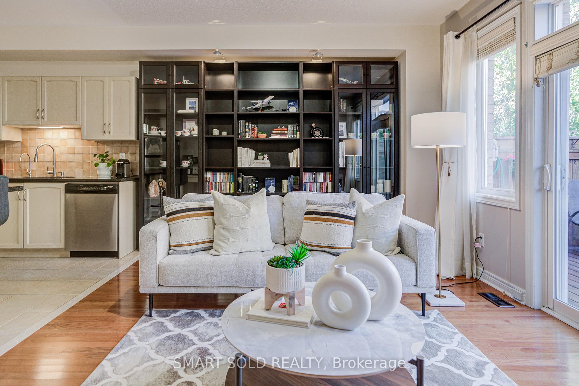 Photo 18 of Unit 7, 700 Summeridge Drive, Vaughan, Patterson — HOMEH
