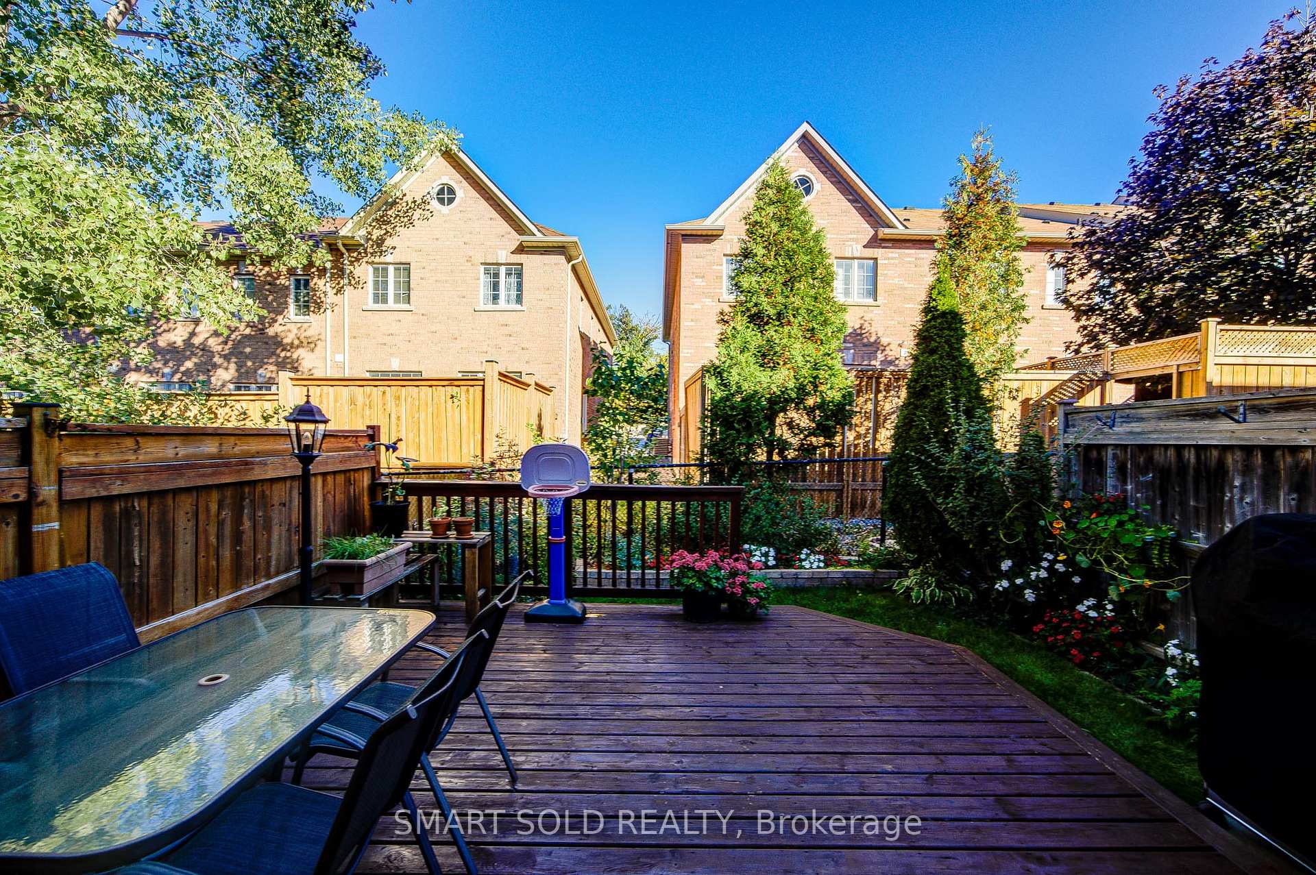 Photo 45 of Unit 7, 700 Summeridge Drive, Vaughan, Patterson — HOMEH