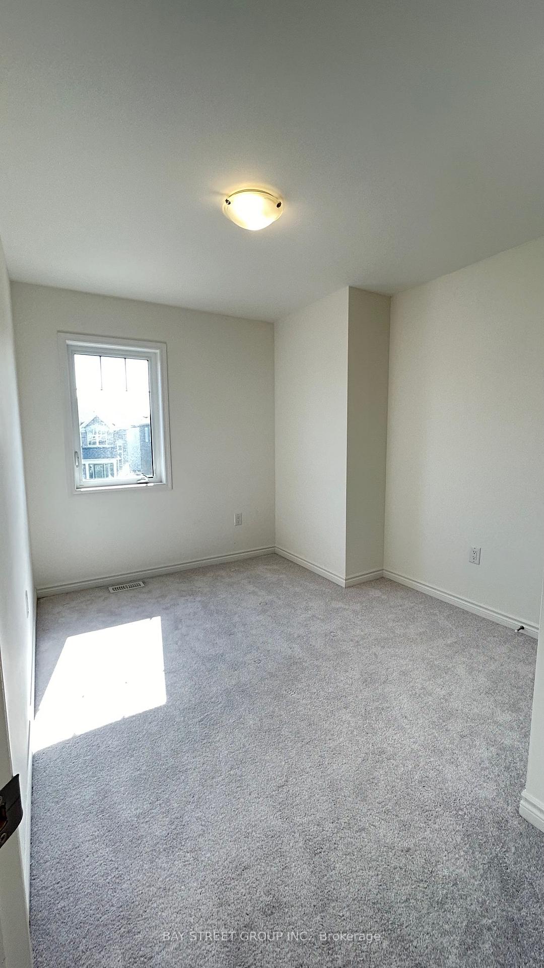 Photo 11 of 28 Sandhill Crane Drive, Wasaga Beach — HOMEH