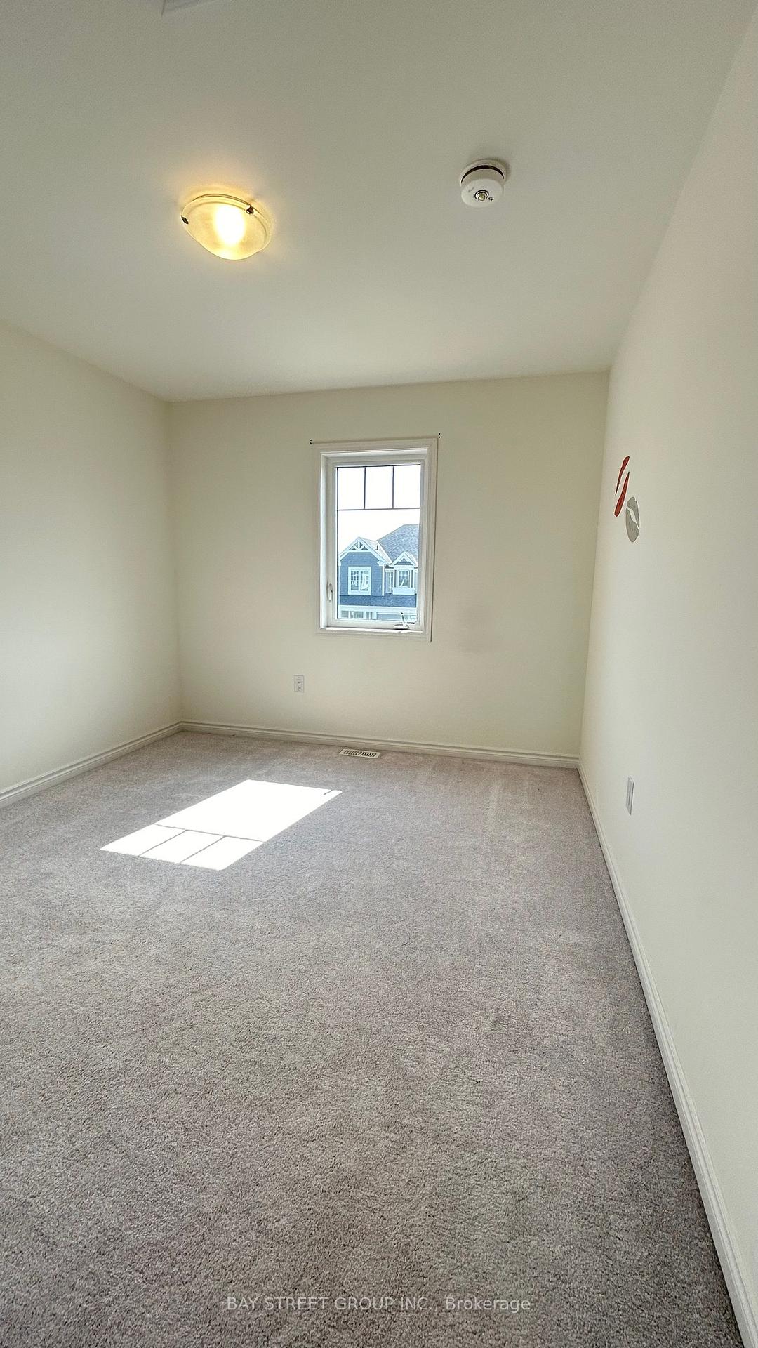 Photo 15 of 28 Sandhill Crane Drive, Wasaga Beach — HOMEH