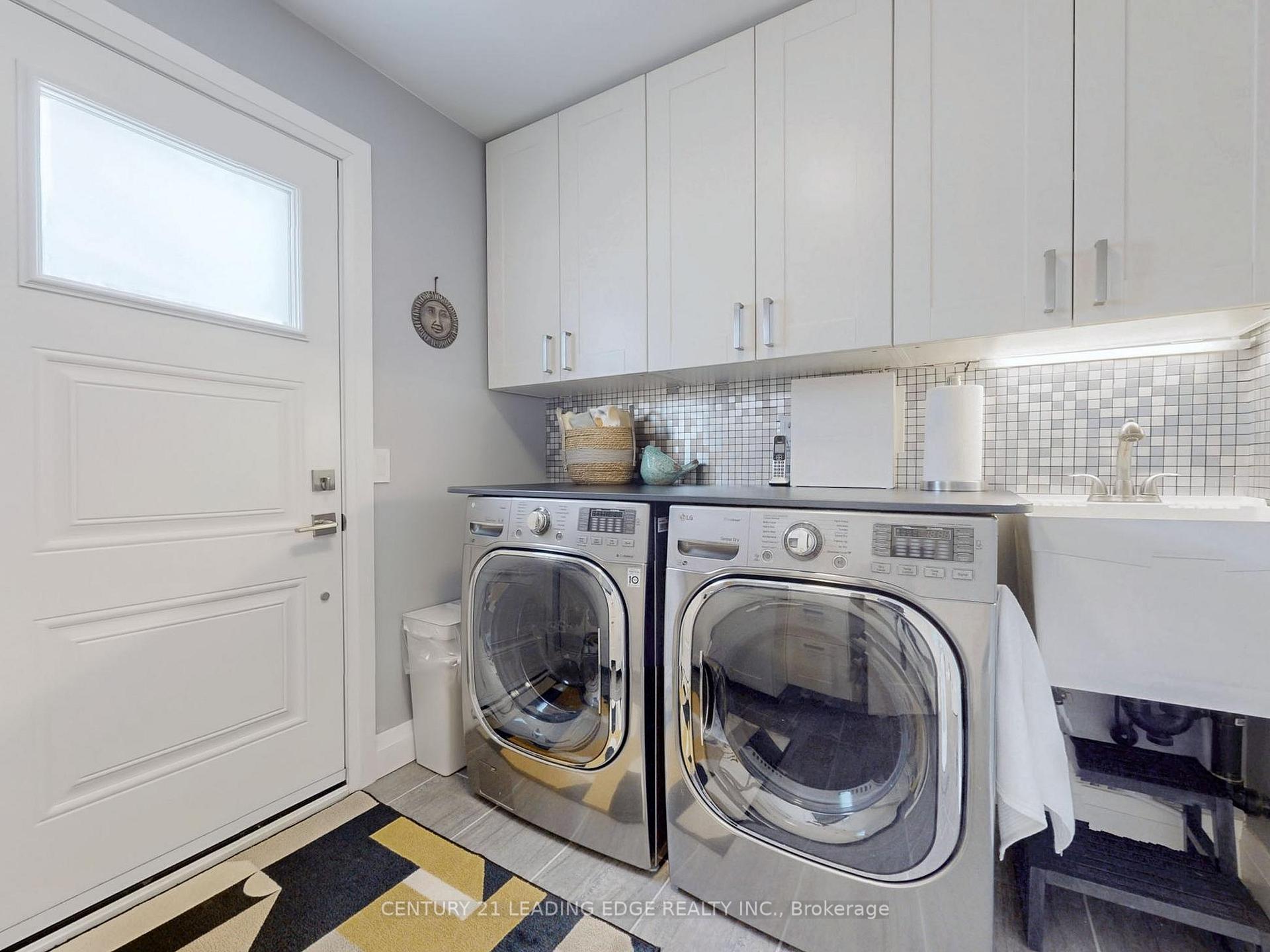 Photo 18 of 2 Madsen Crescent, Markham, Markville — HOMEH