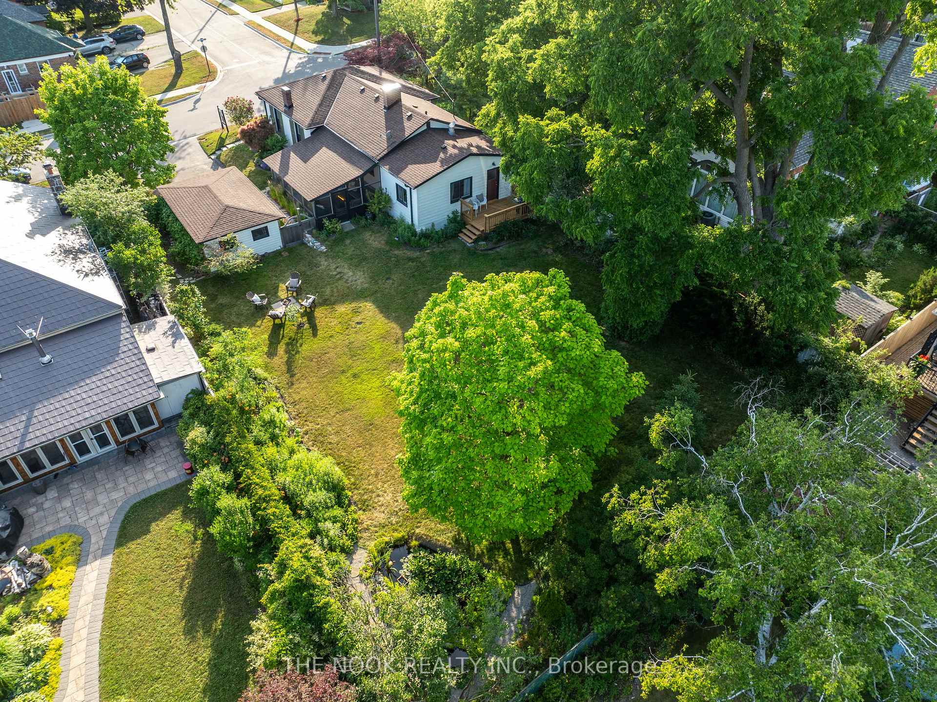 Photo 87 of 1009 Centre Street S, Whitby, Downtown Whitby — HOMEH