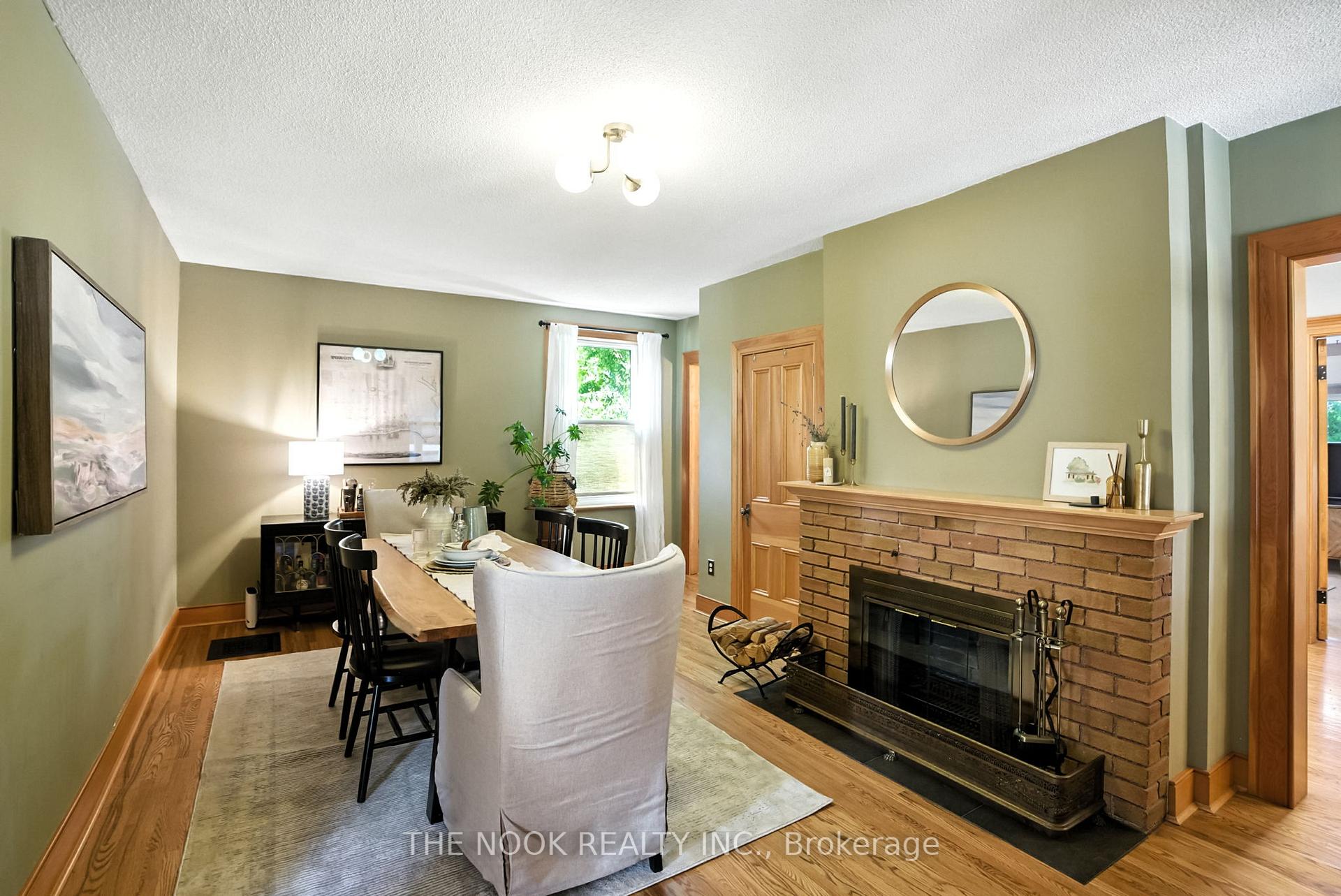 Photo 33 of 1009 Centre Street S, Whitby, Downtown Whitby — HOMEH