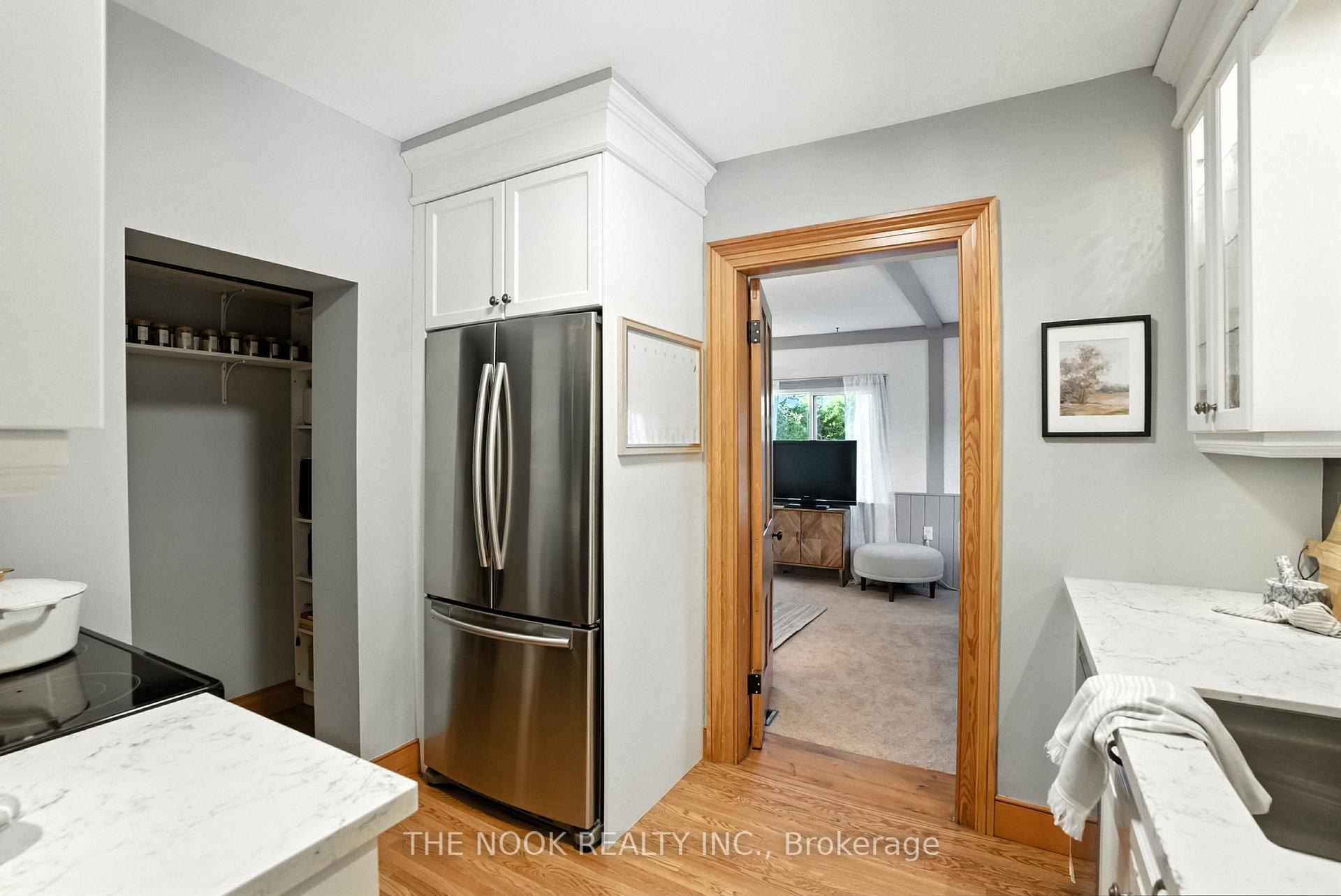 Photo 40 of 1009 Centre Street S, Whitby, Downtown Whitby — HOMEH