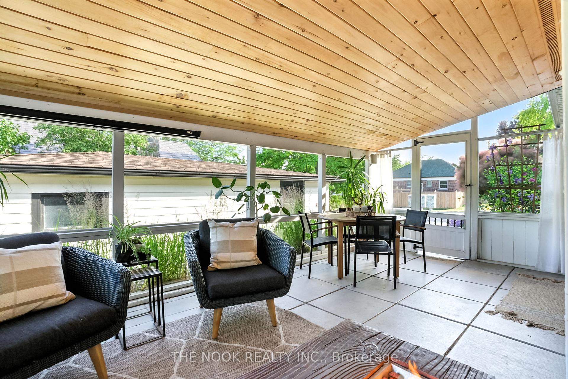 Photo 56 of 1009 Centre Street S, Whitby, Downtown Whitby — HOMEH