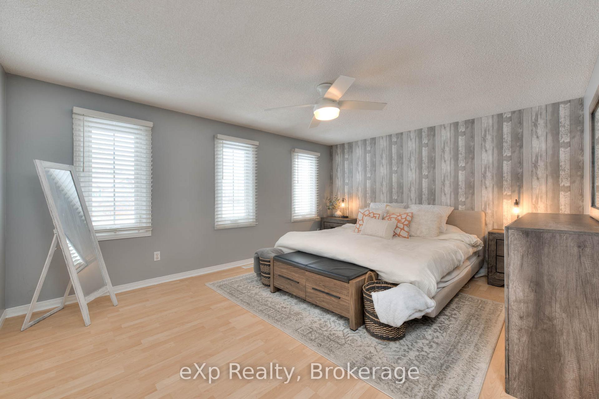 Photo 20 of 527-A Rosemeadow Crescent, Waterloo — HOMEH