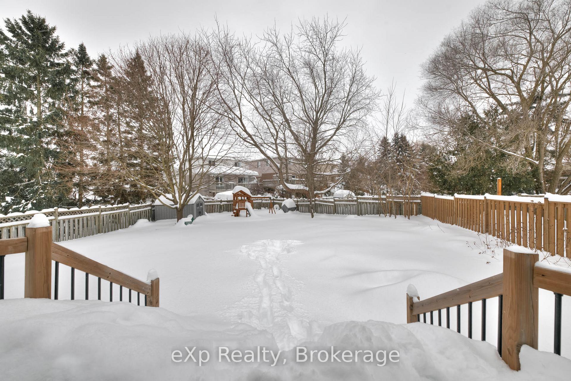 Photo 34 of 527-A Rosemeadow Crescent, Waterloo — HOMEH