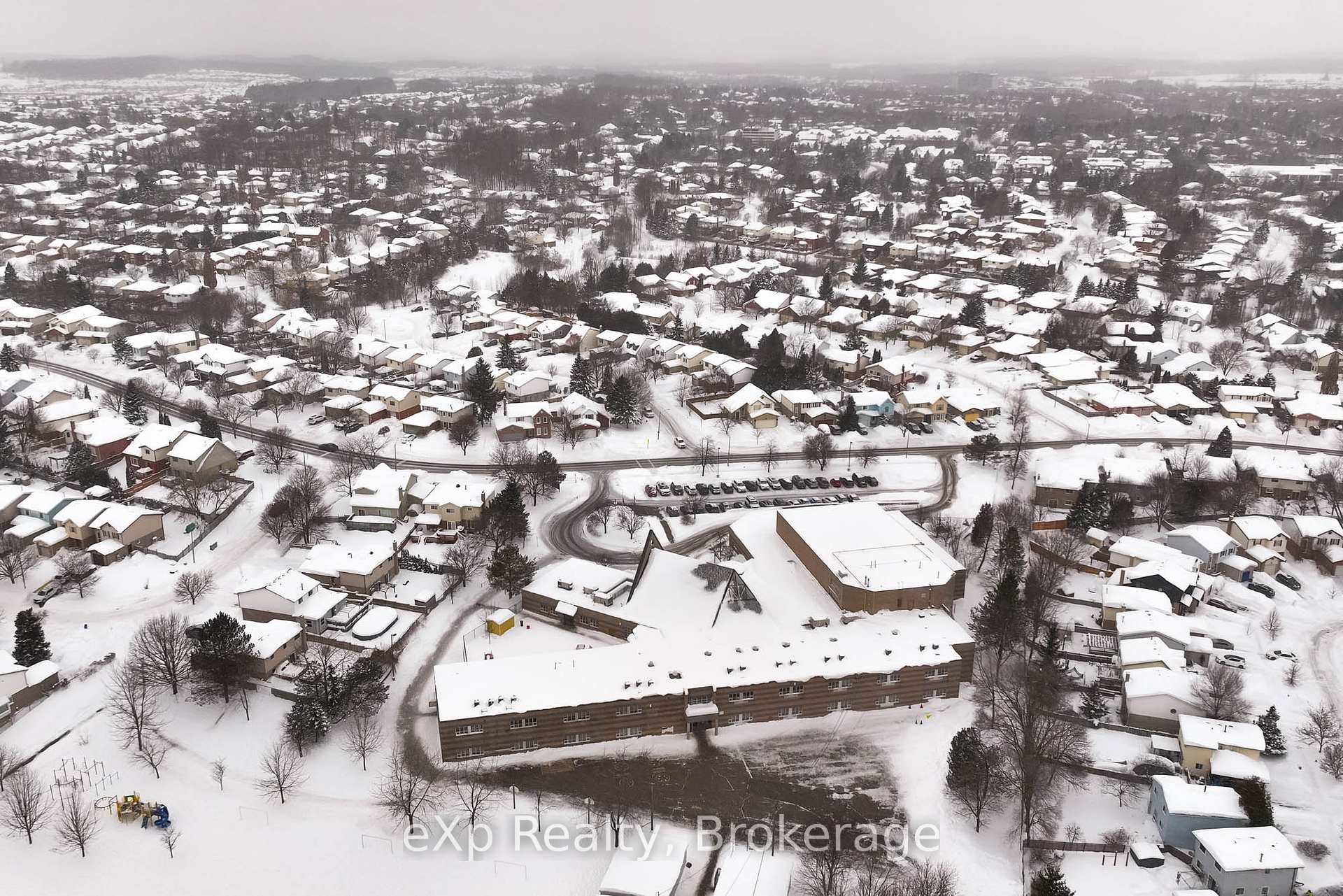 Photo 42 of 527-A Rosemeadow Crescent, Waterloo — HOMEH