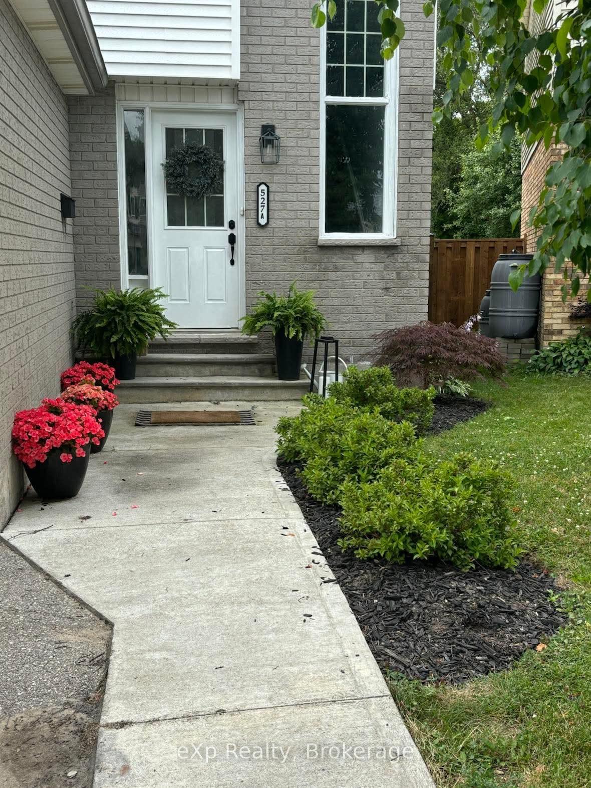 Photo 44 of 527-A Rosemeadow Crescent, Waterloo — HOMEH