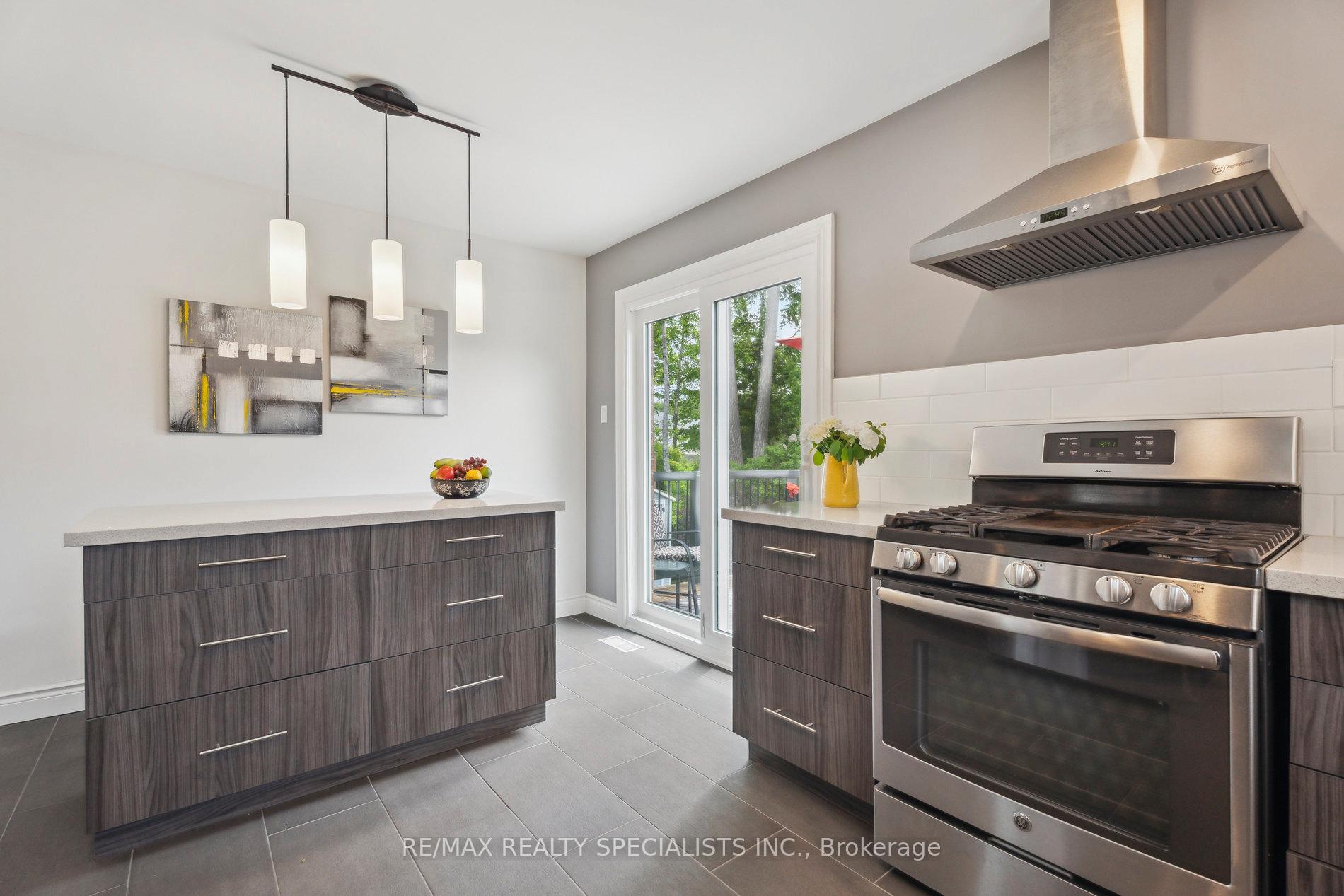 Photo 19 of 6 Brouwer Crescent, Wasaga Beach — HOMEH