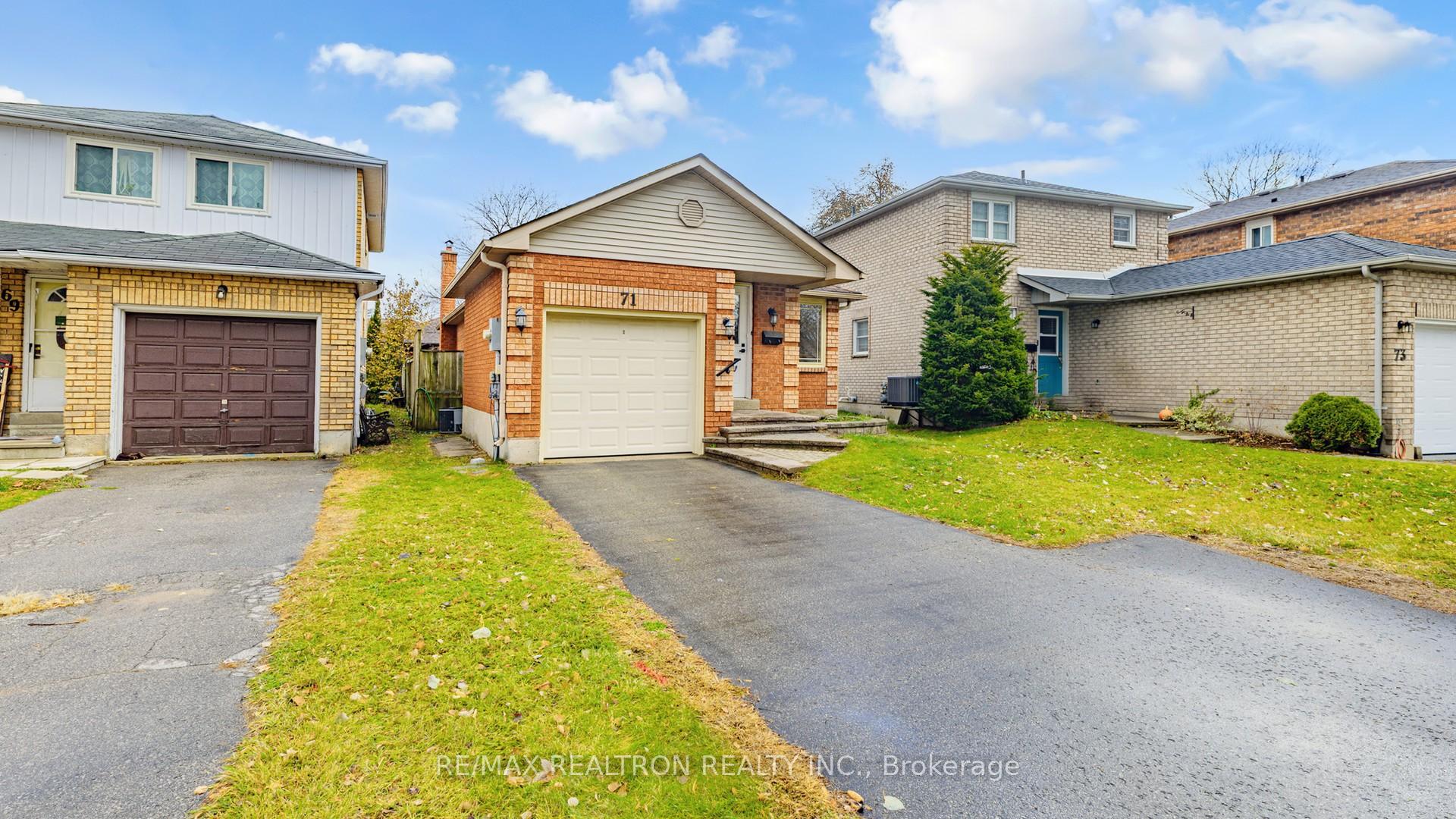 Photo 13 of 71 Geddes Crescent, Barrie, Northwest — HOMEH