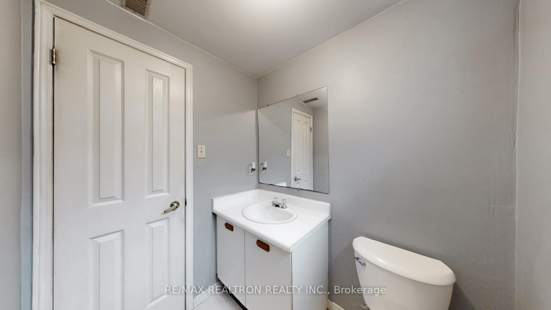 Photo 40 of 71 Geddes Crescent, Barrie, Northwest — HOMEH