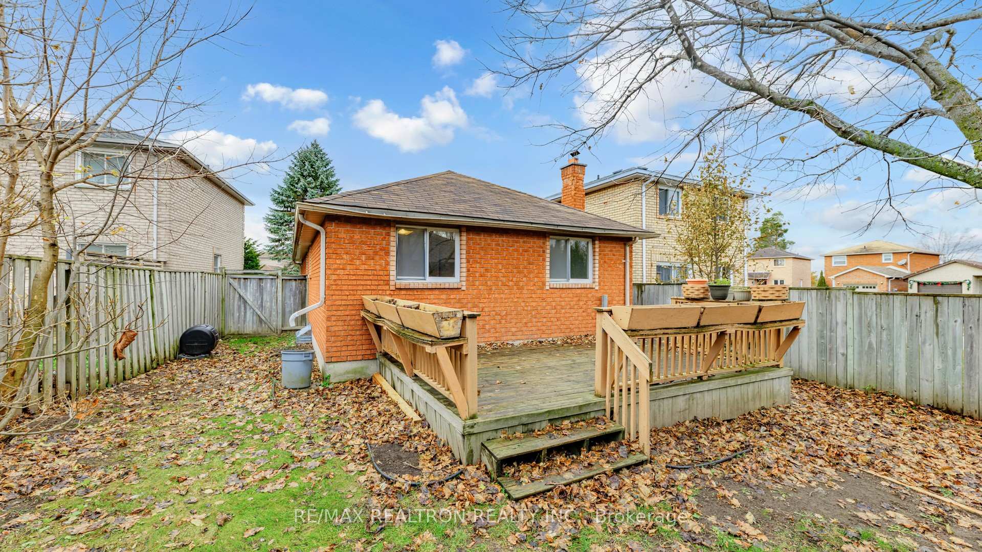 Photo 43 of 71 Geddes Crescent, Barrie, Northwest — HOMEH