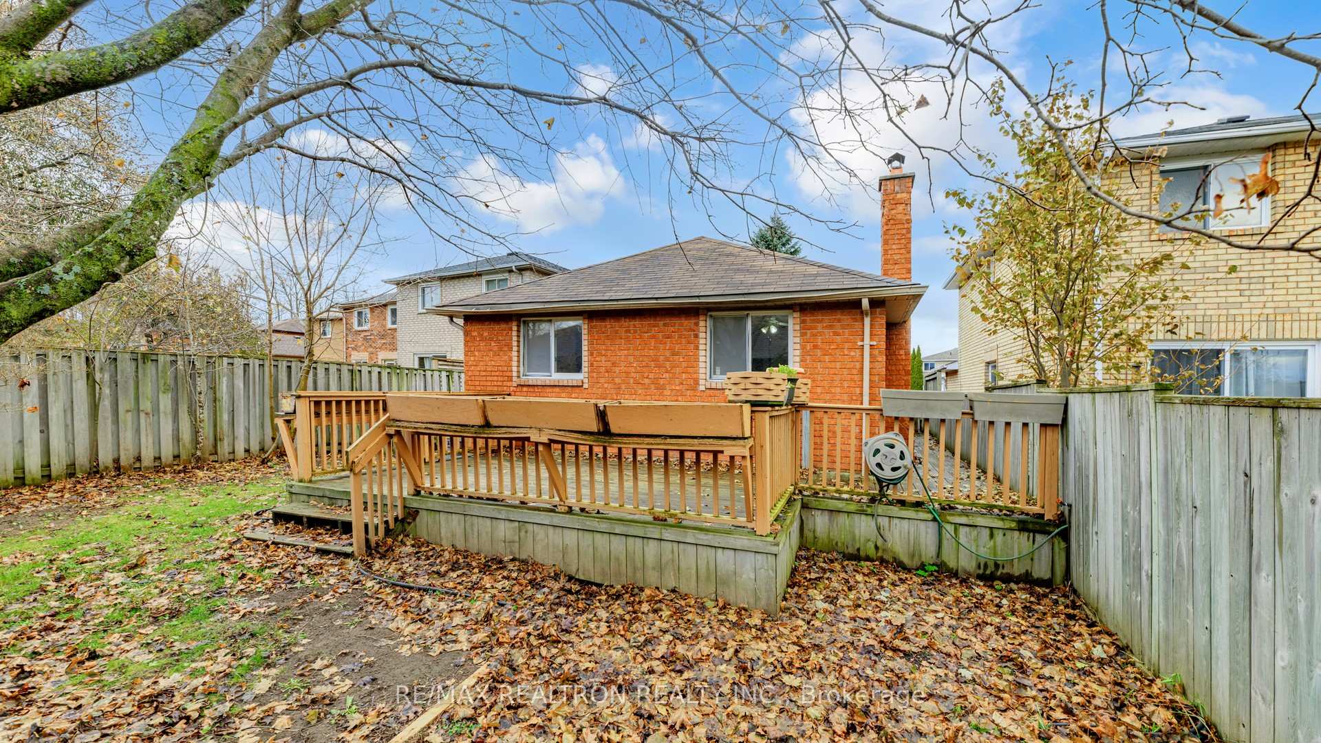 Photo 44 of 71 Geddes Crescent, Barrie, Northwest — HOMEH