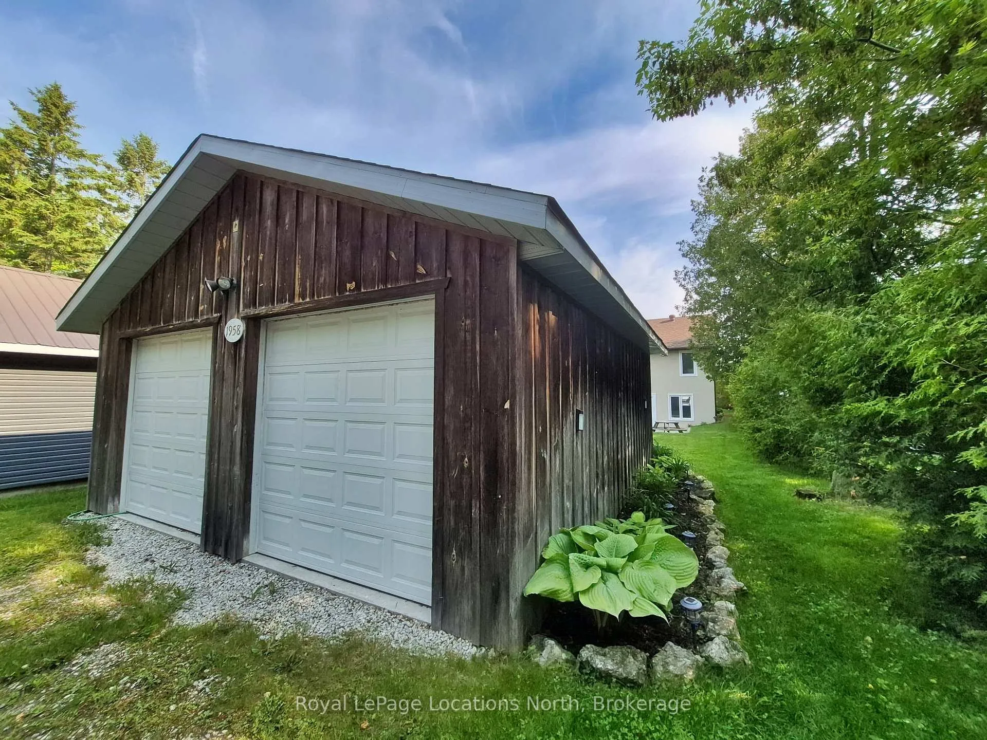 Photo 6 of 1958 Shore Lane, Wasaga Beach — HOMEH