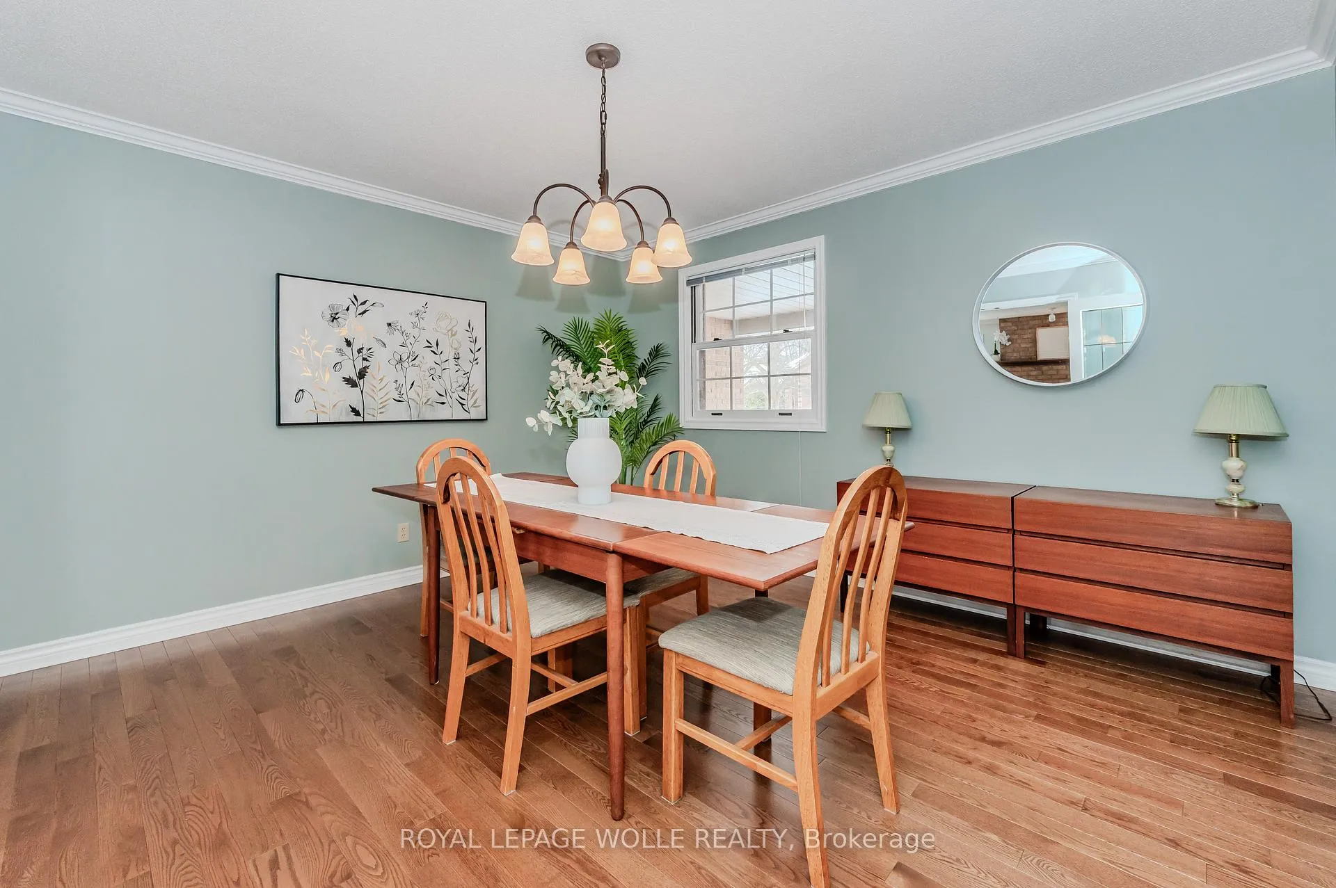 Photo 8 of 239 Cheltonwood Crescent, Waterloo — HOMEH