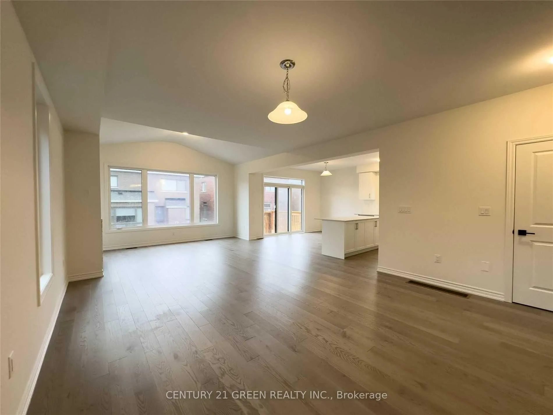 Photo 2 of 424 Coronation Road, Whitby, Rural Whitby — HOMEH