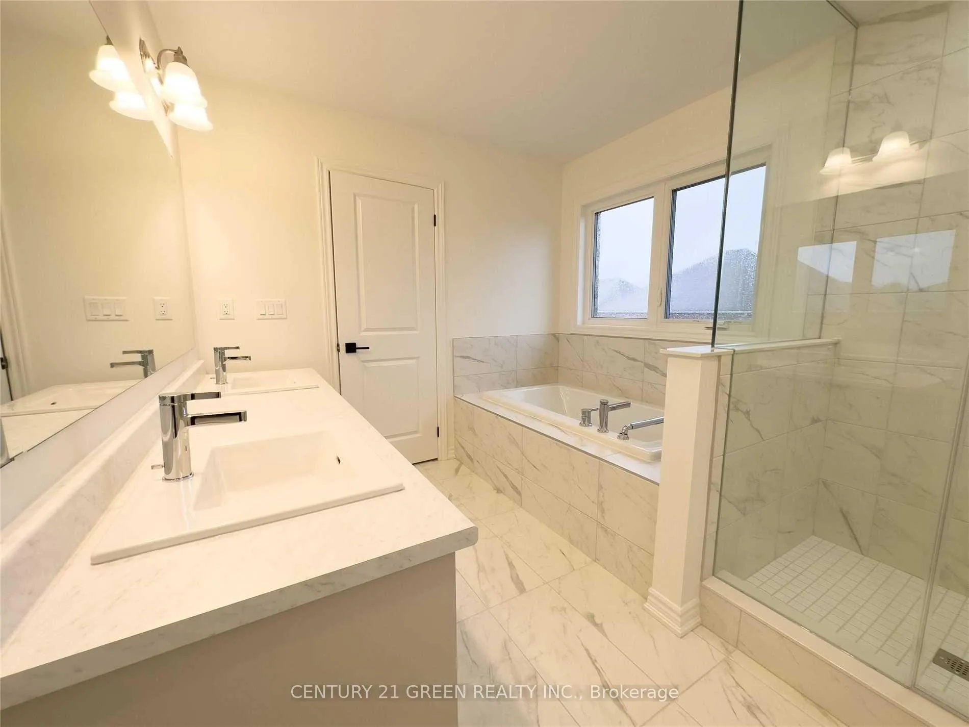 Photo 18 of 424 Coronation Road, Whitby, Rural Whitby — HOMEH