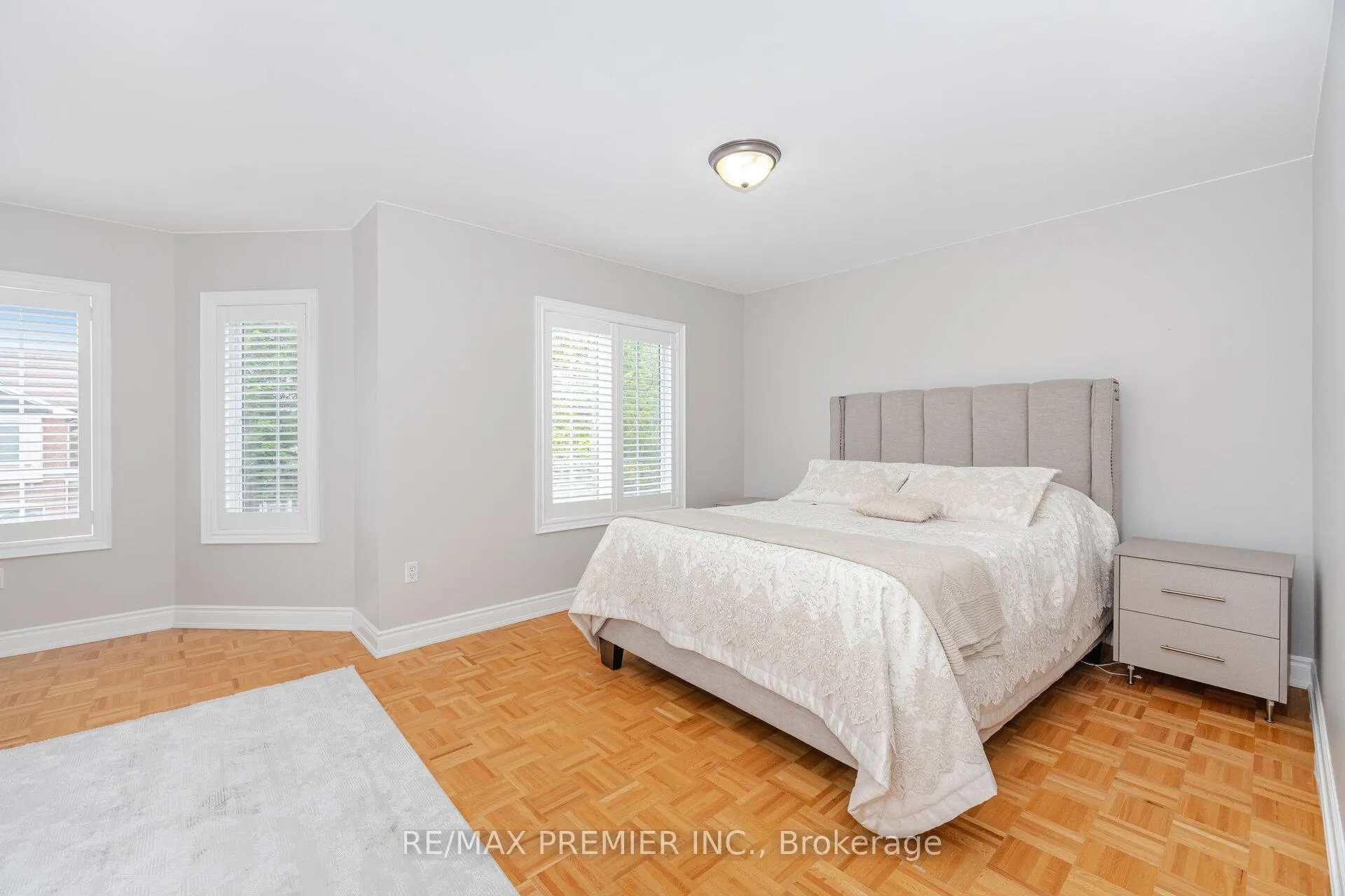 Photo 15 of 27 Lucerne Drive, Vaughan, Vellore Village — HOMEH