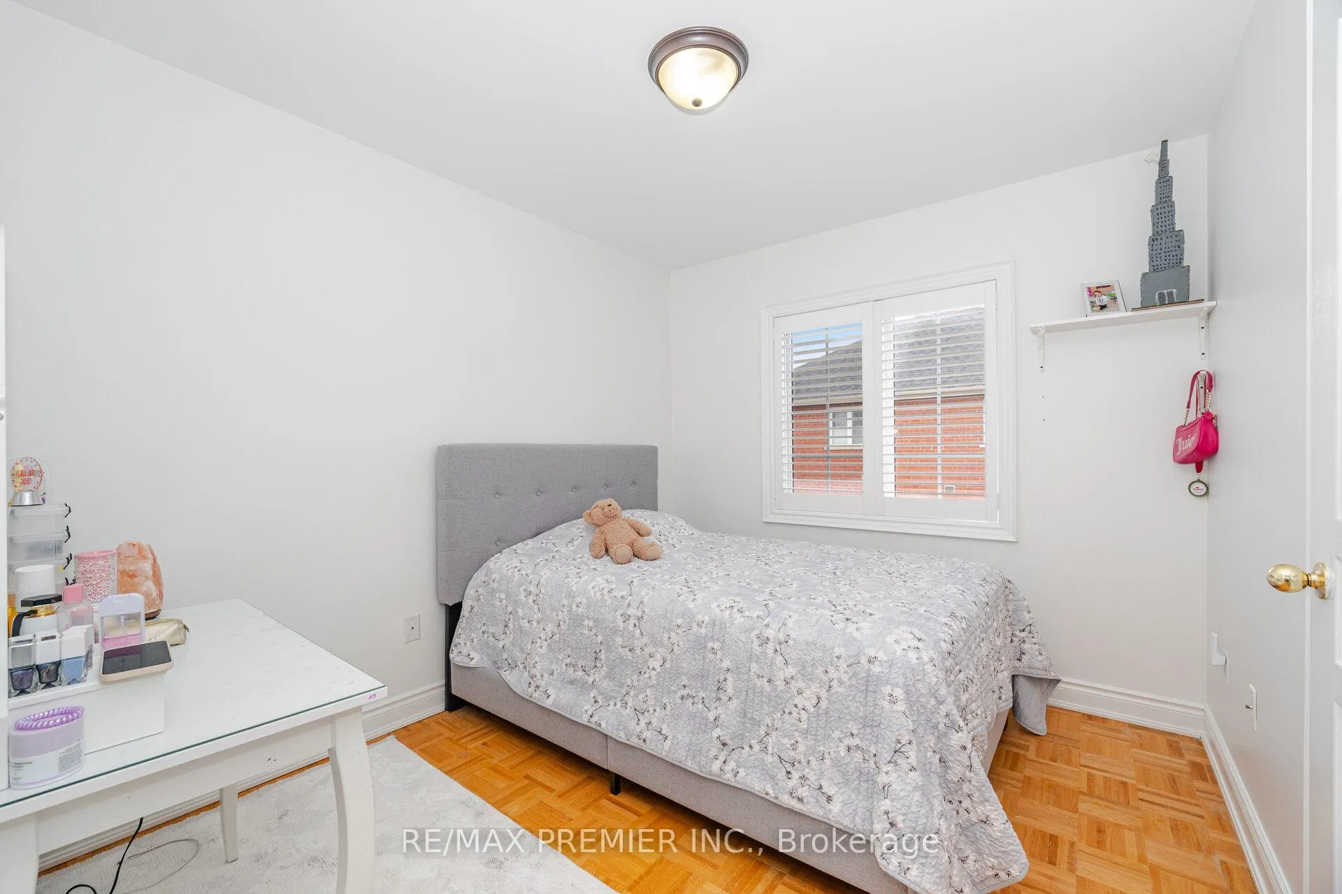 Photo 23 of 27 Lucerne Drive, Vaughan, Vellore Village — HOMEH