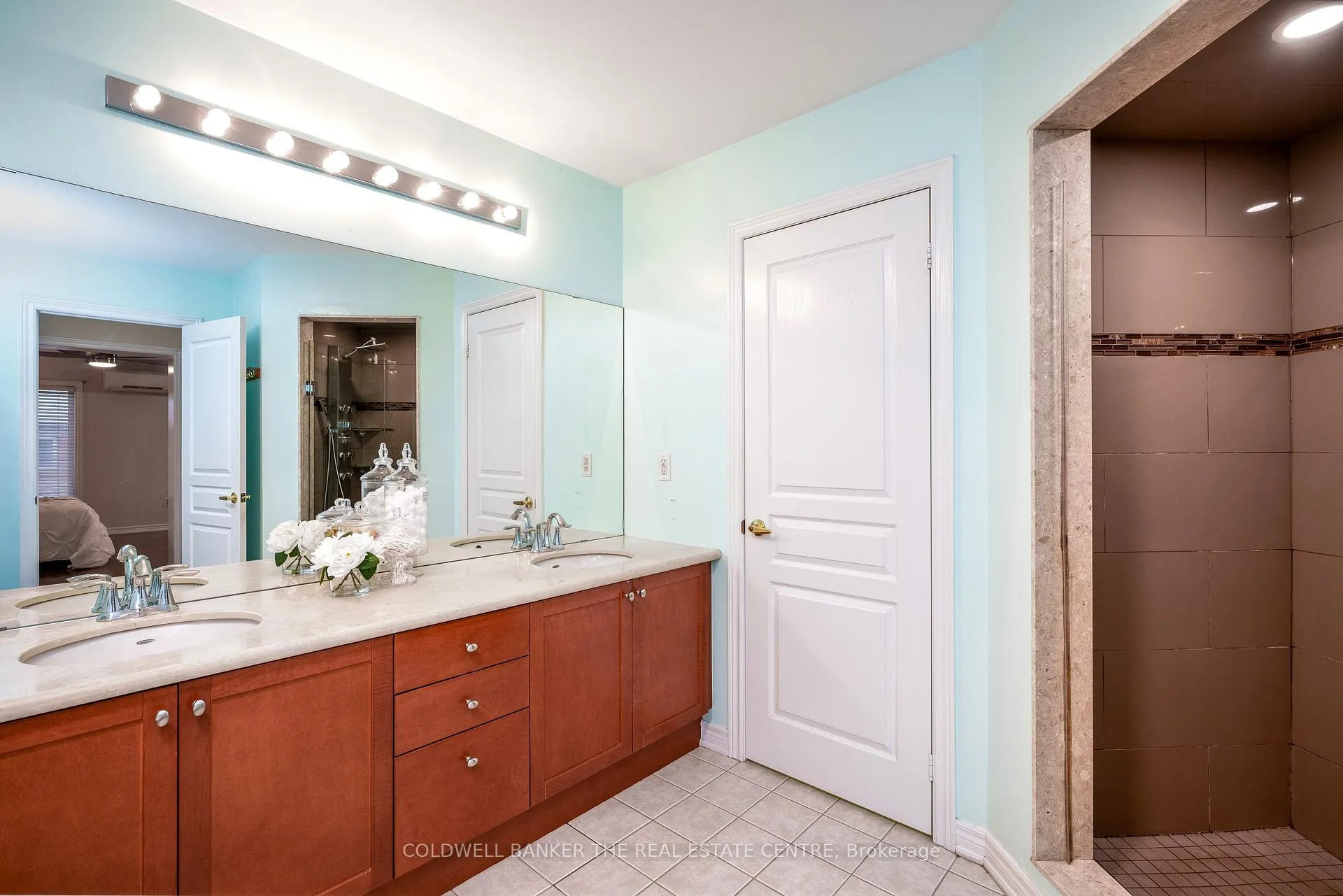 Photo 24 of 11 Forestbrook Drive, Markham, Box Grove — HOMEH