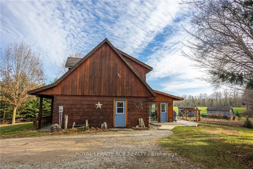 Photo 5 of 382890 Sideroad 18, West Grey — HOMEH