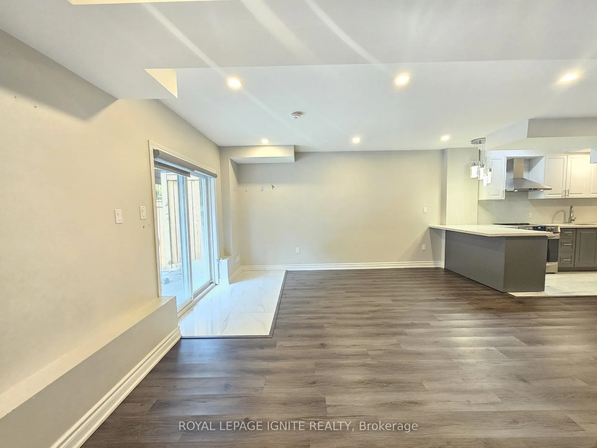Photo 4 of Unit Bsmt, 143 Auckland Drive, Whitby, Rural Whitby — HOMEH